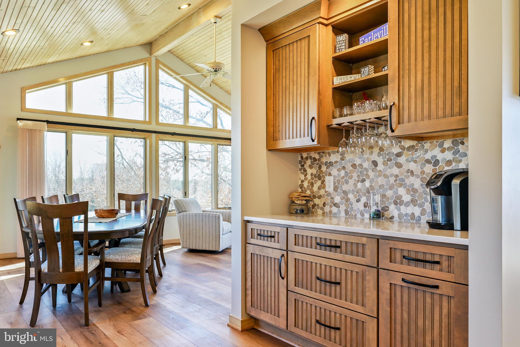 SUNSET POINTE - Residential