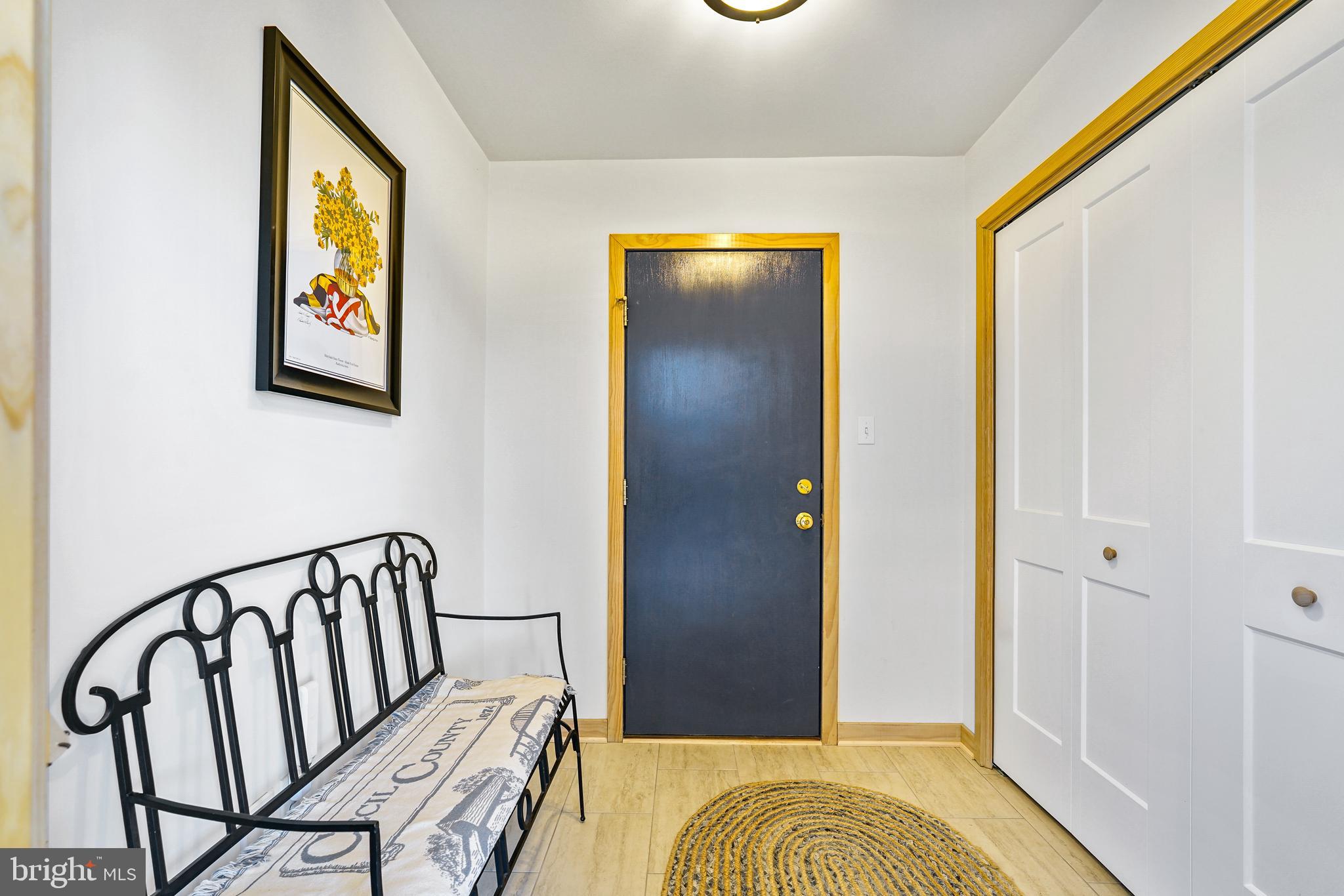 SUNSET POINTE - Residential