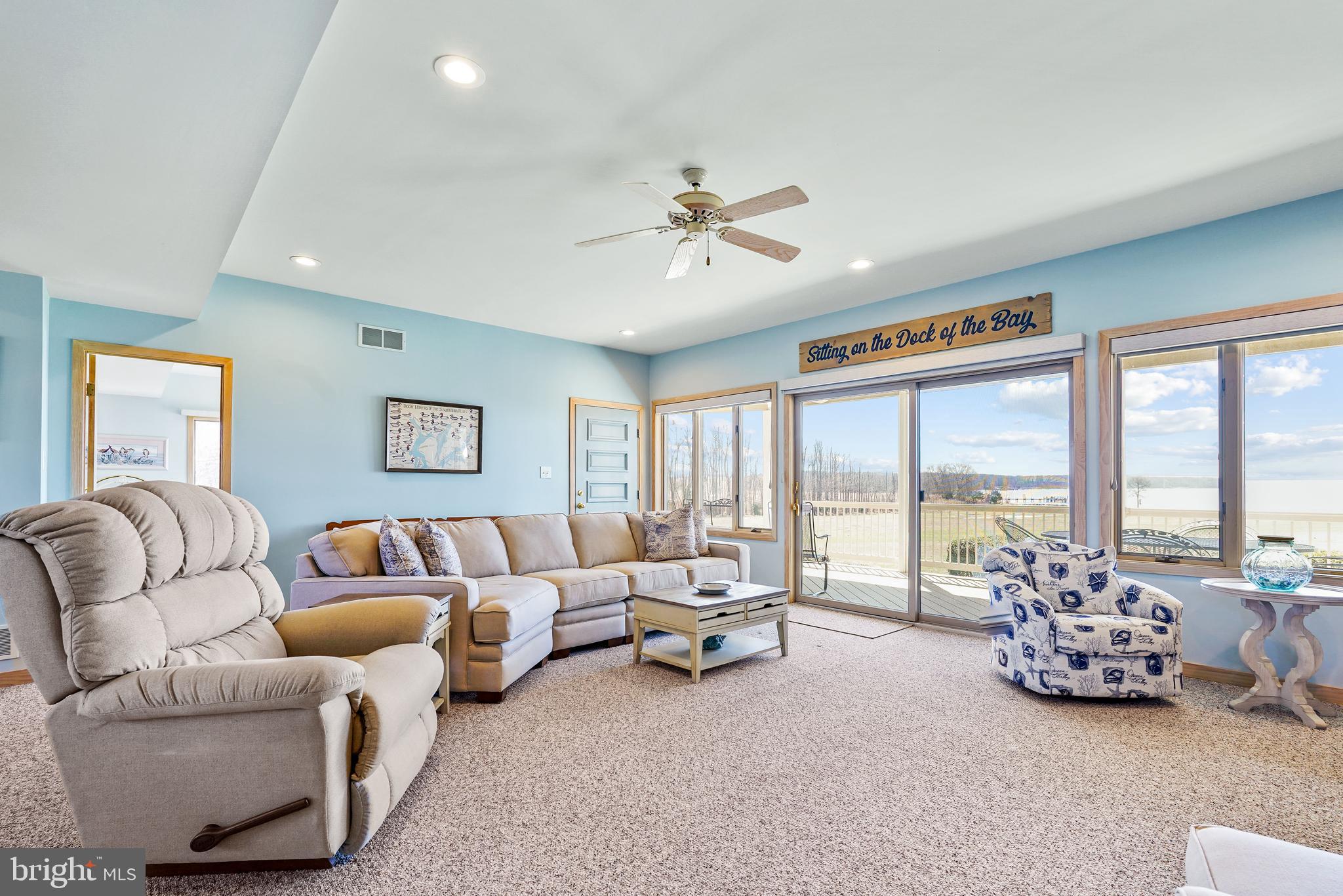 SUNSET POINTE - Residential