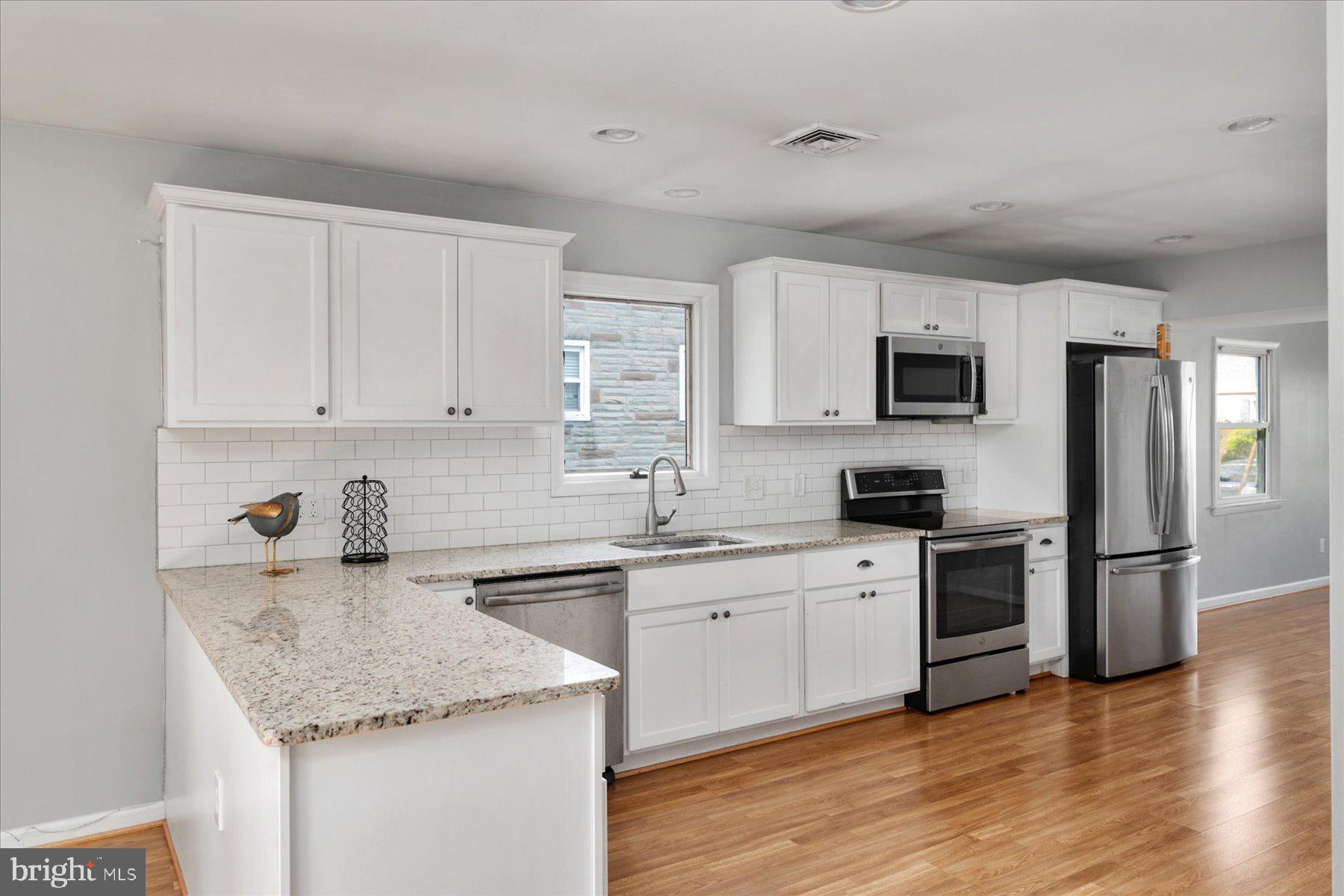 GLEN GARDENS - Residential