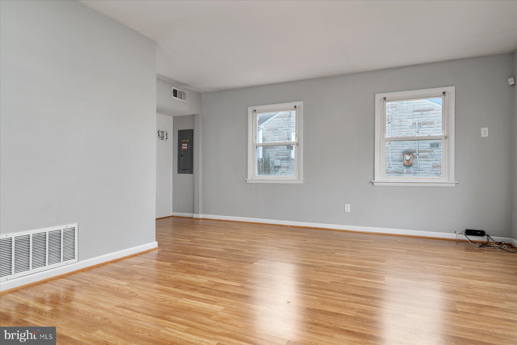 GLEN GARDENS - Residential