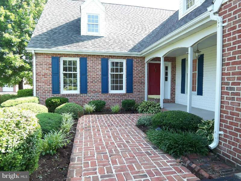 TUSCARORA SPRINGS - Residential