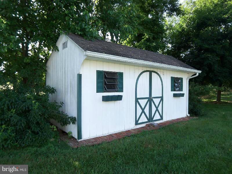 TUSCARORA SPRINGS - Residential