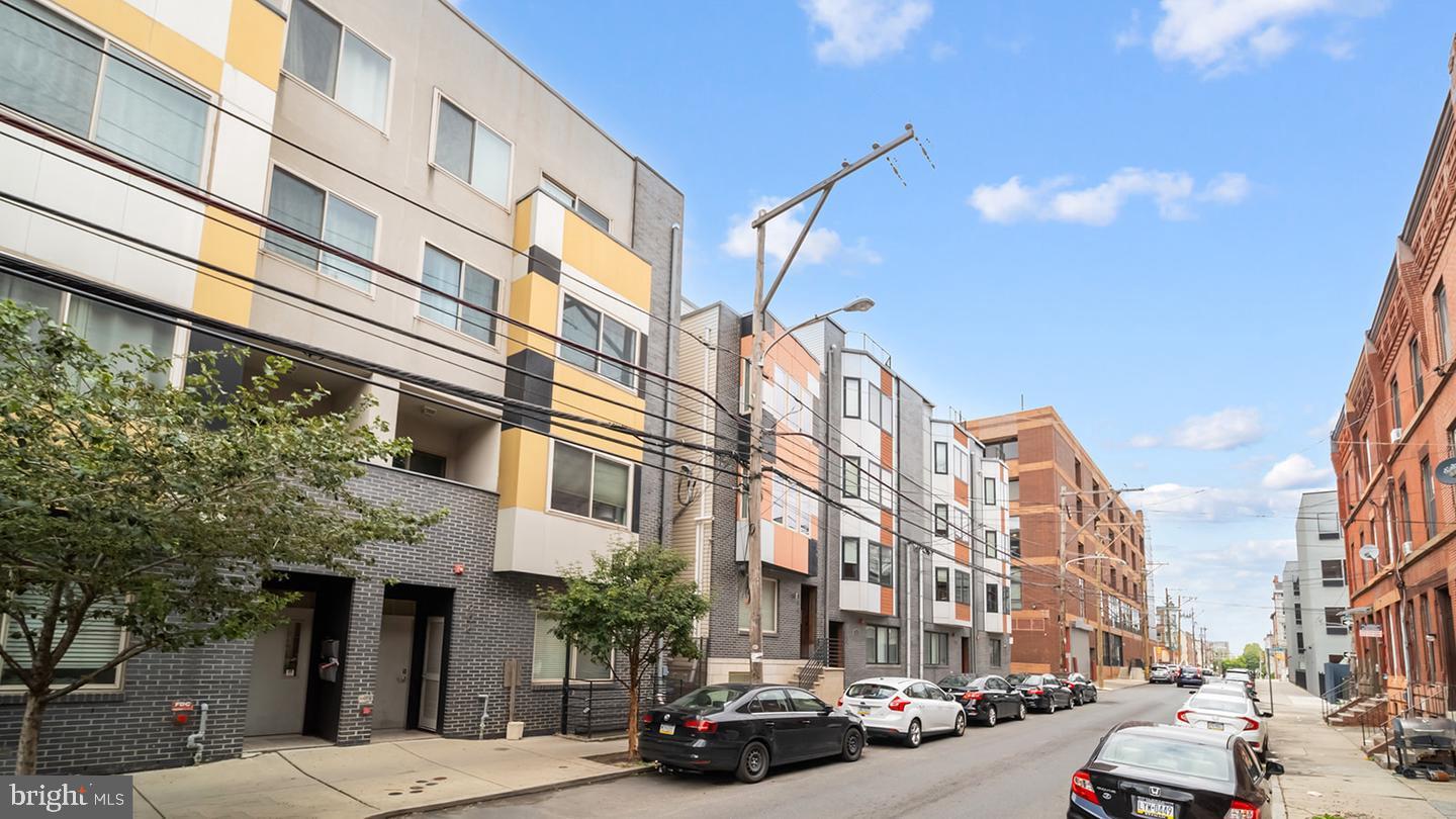 906 N 16TH STREET 3R