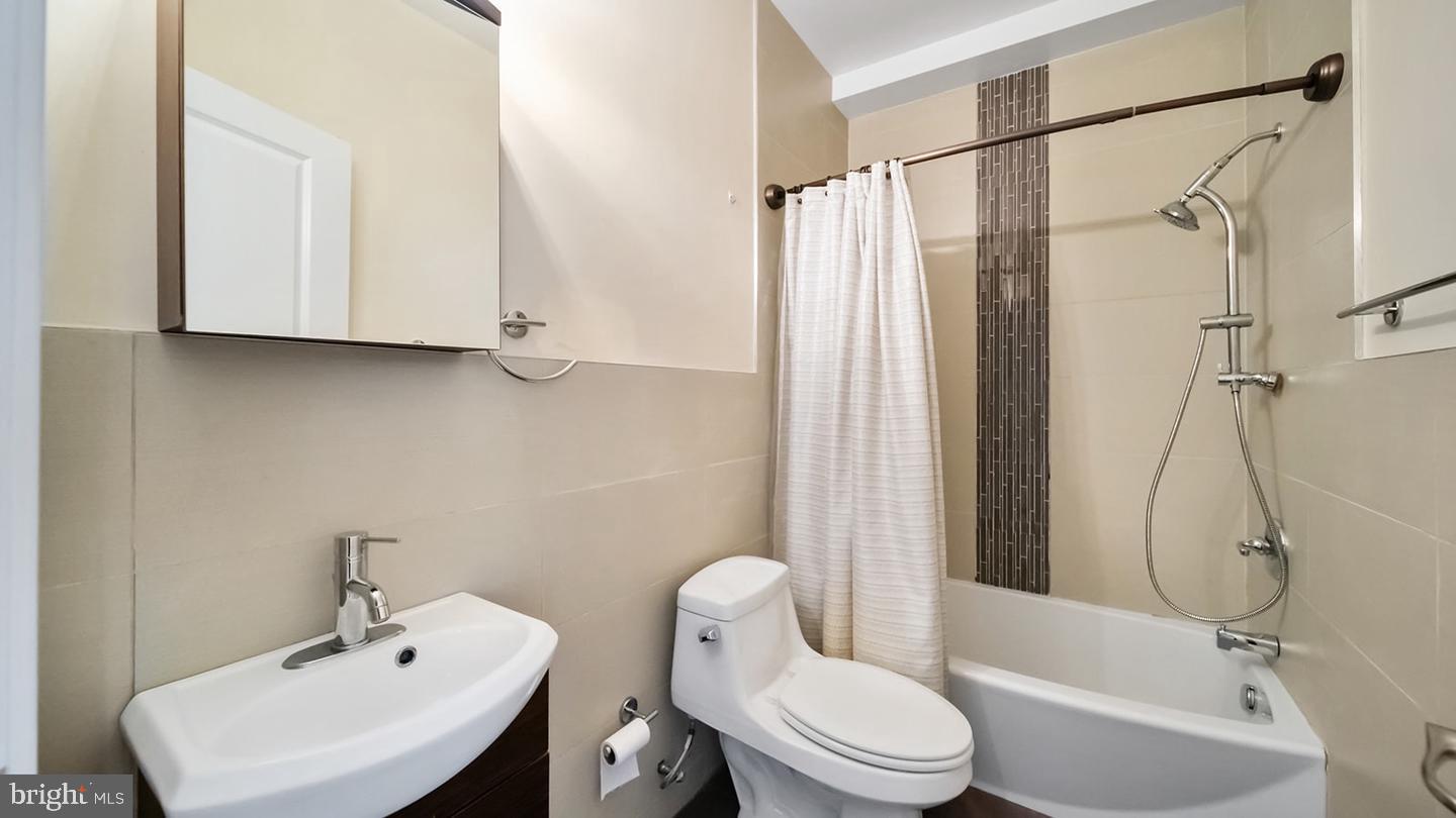 FRANCISVILLE - Residential