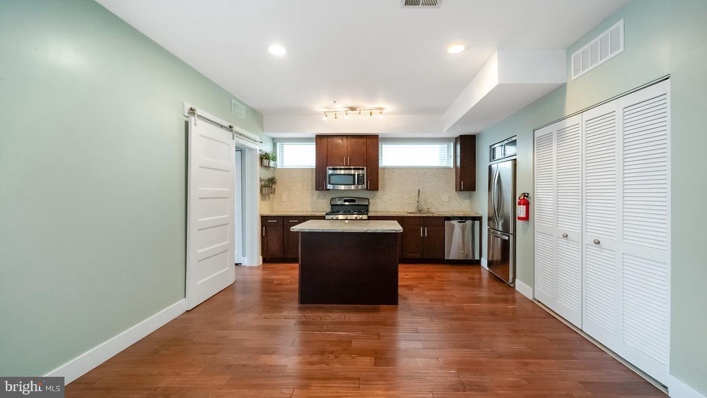 FRANCISVILLE - Residential