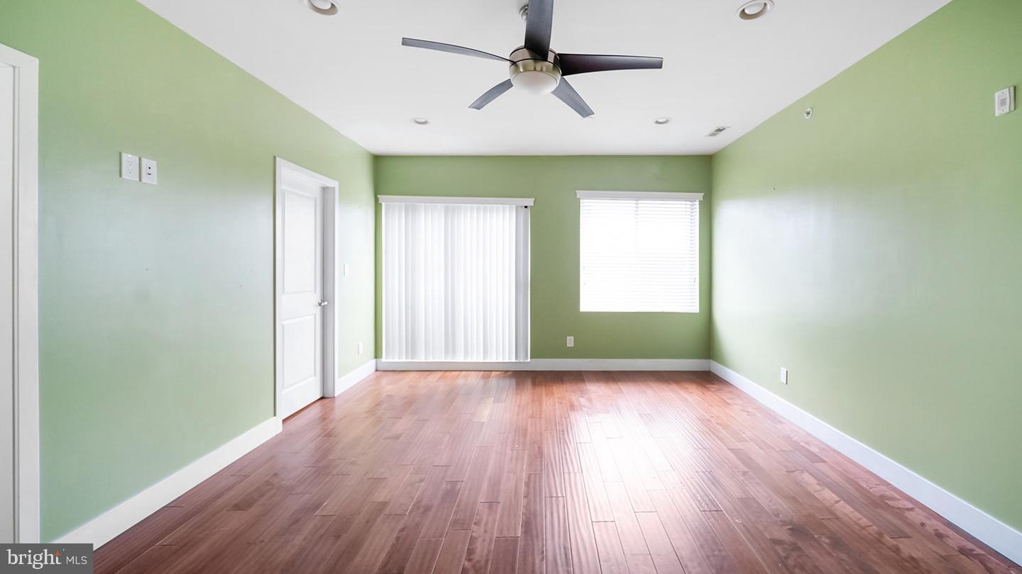 FRANCISVILLE - Residential