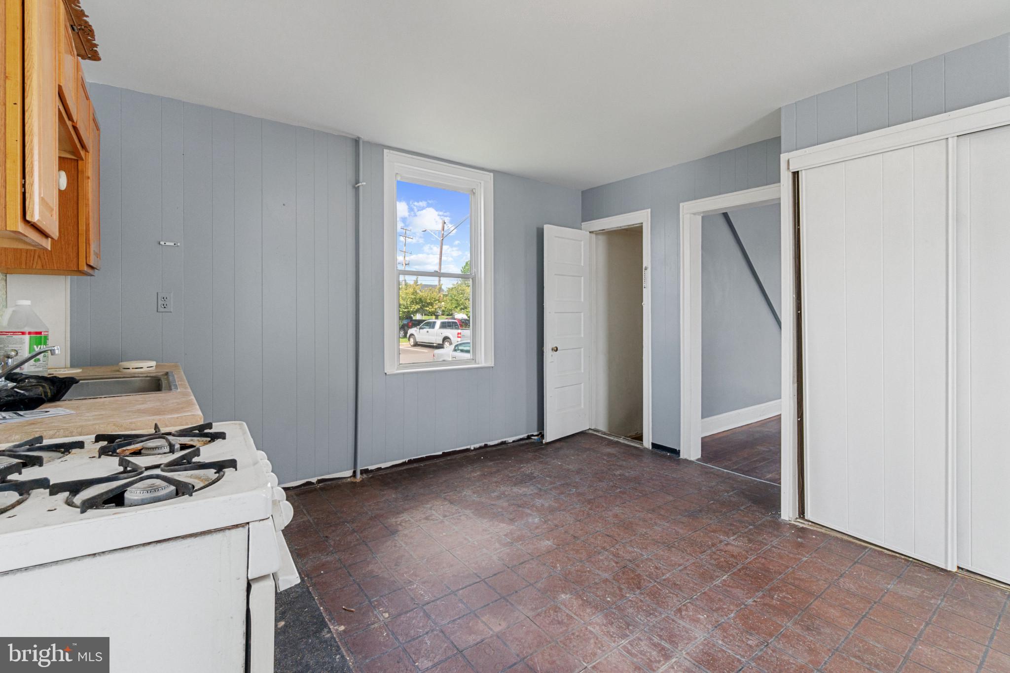 COLGATE PARK - Residential Lease