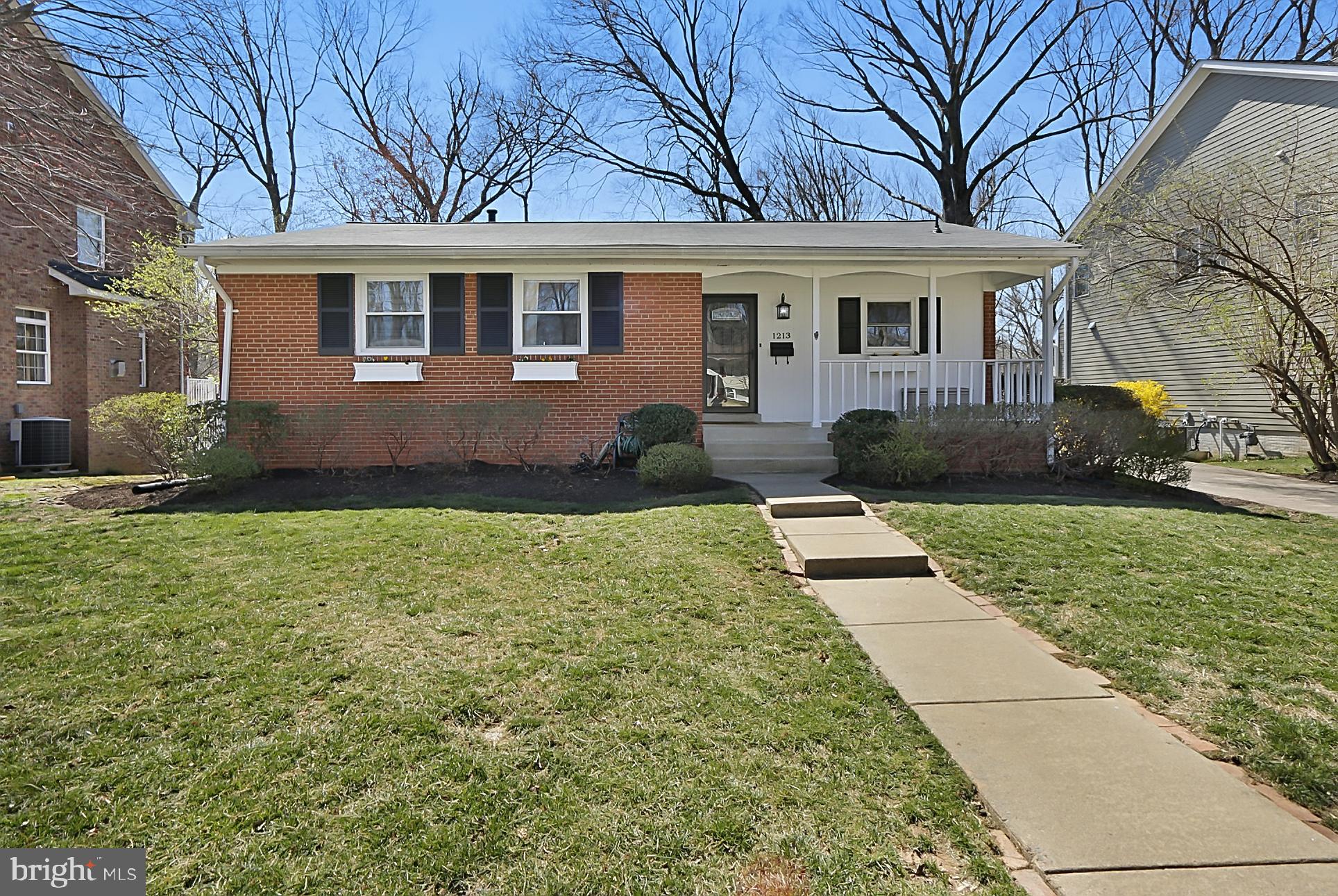 VIENNA WOODS - Residential Lease