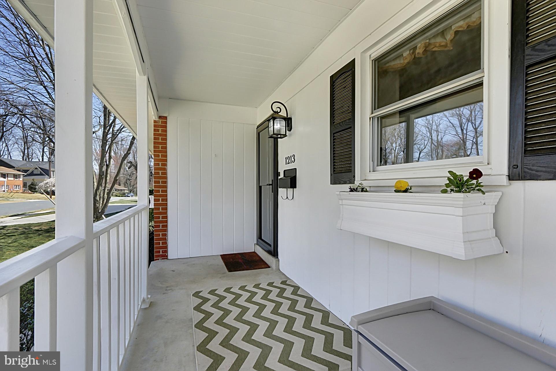 VIENNA WOODS - Residential Lease