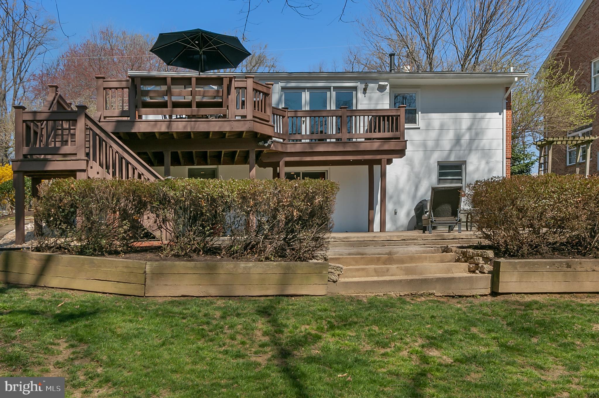 VIENNA WOODS - Residential Lease