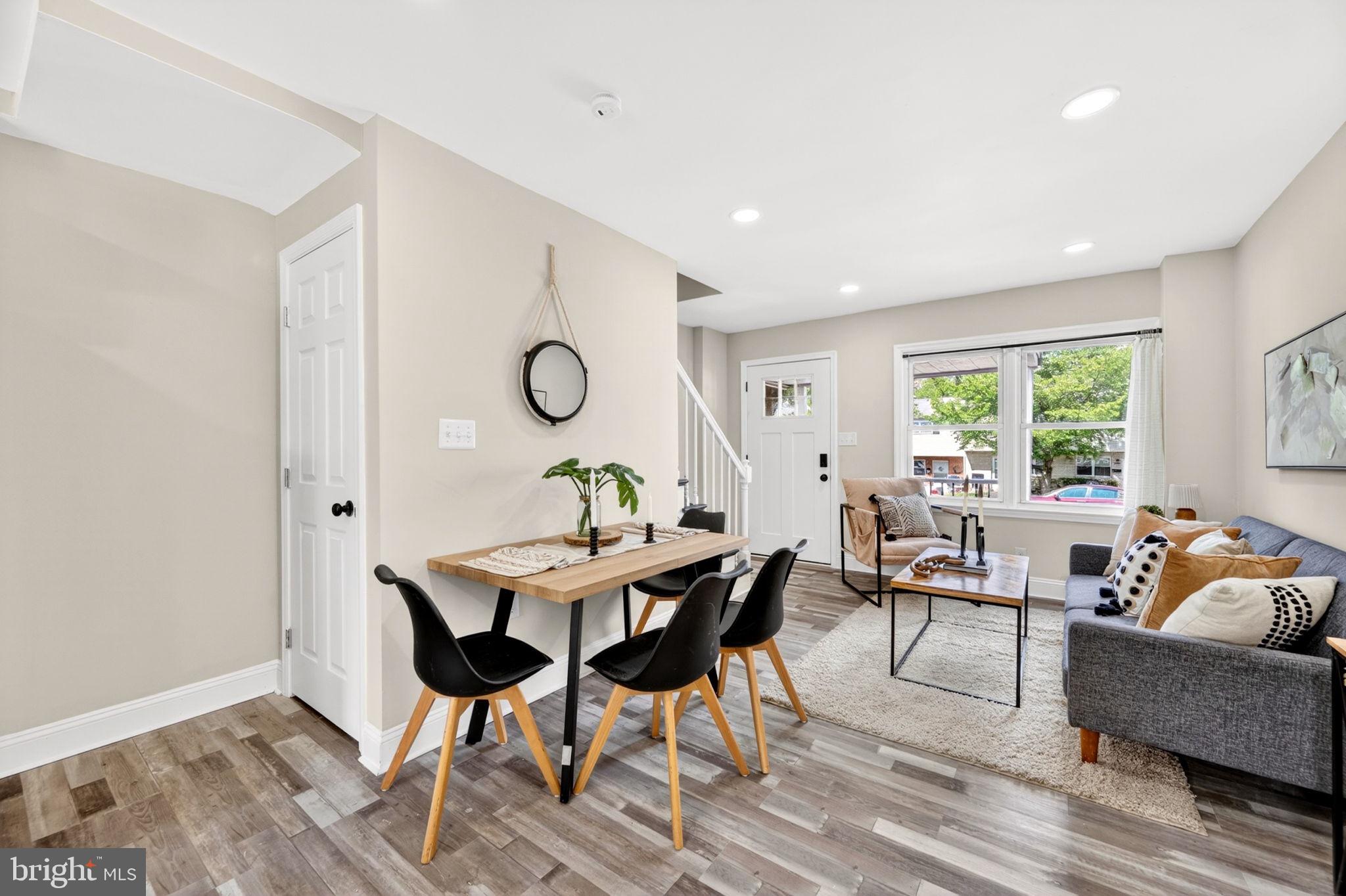 MEDFIELD - Residential