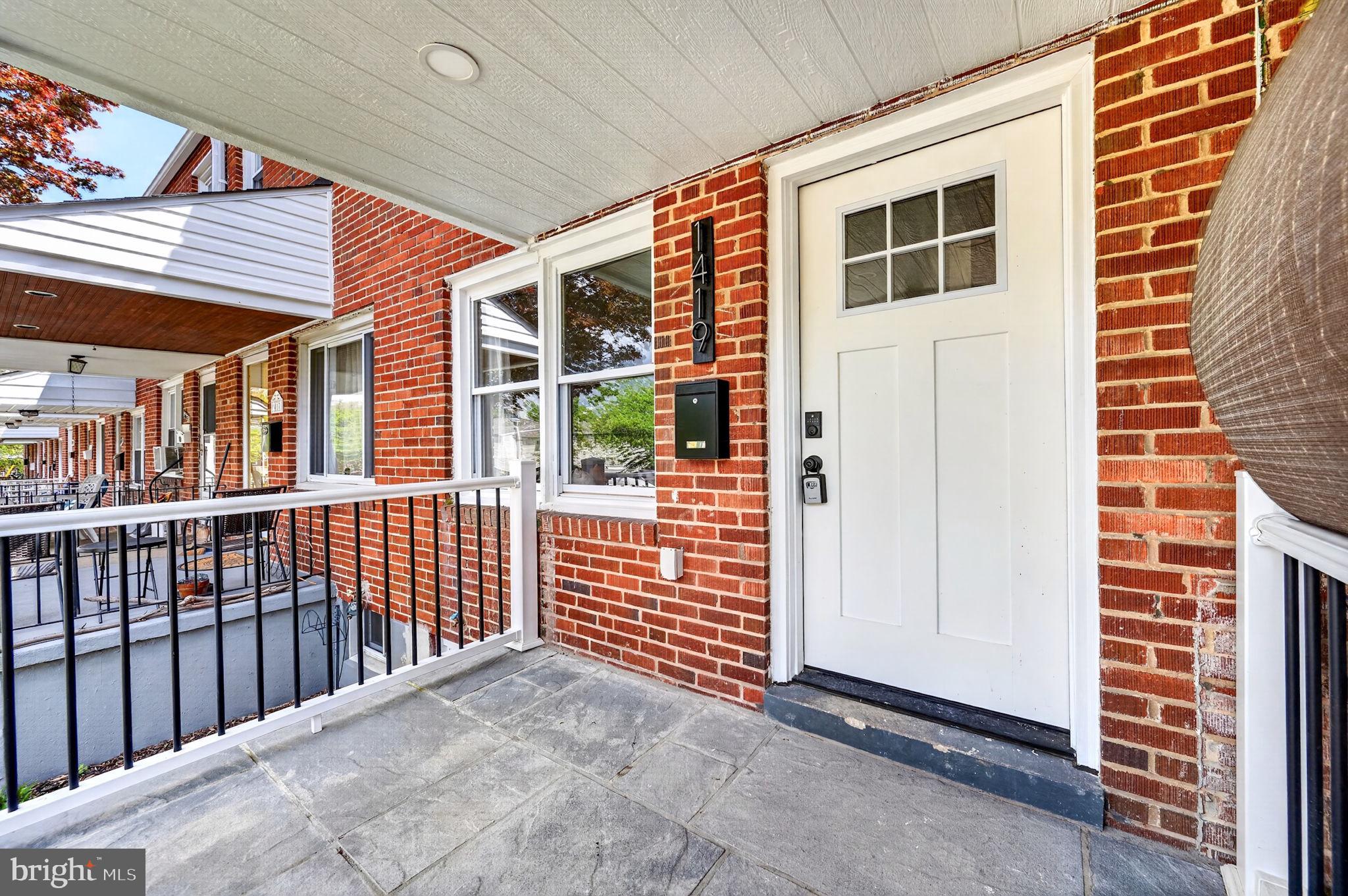 MEDFIELD - Residential