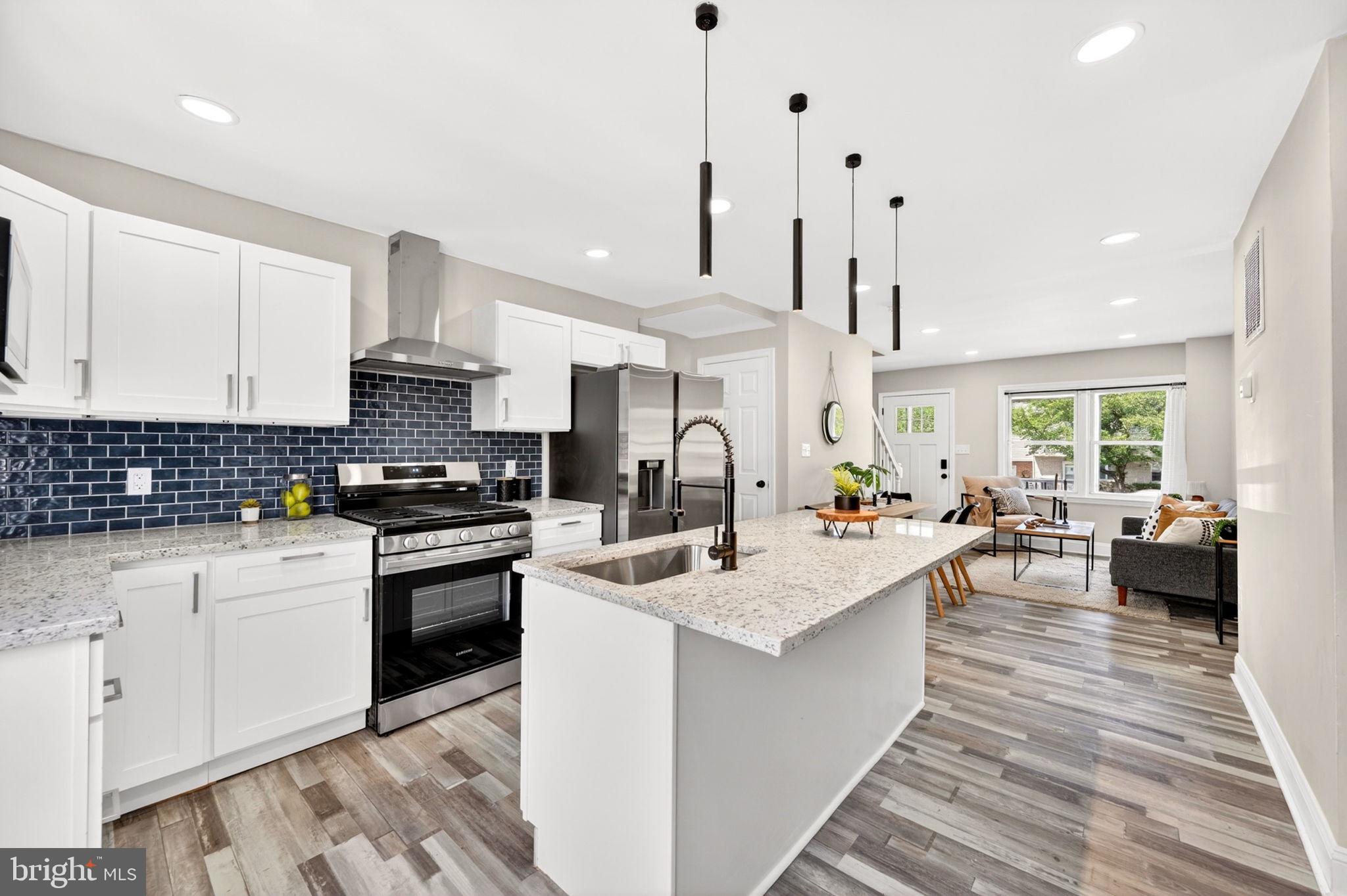 MEDFIELD - Residential