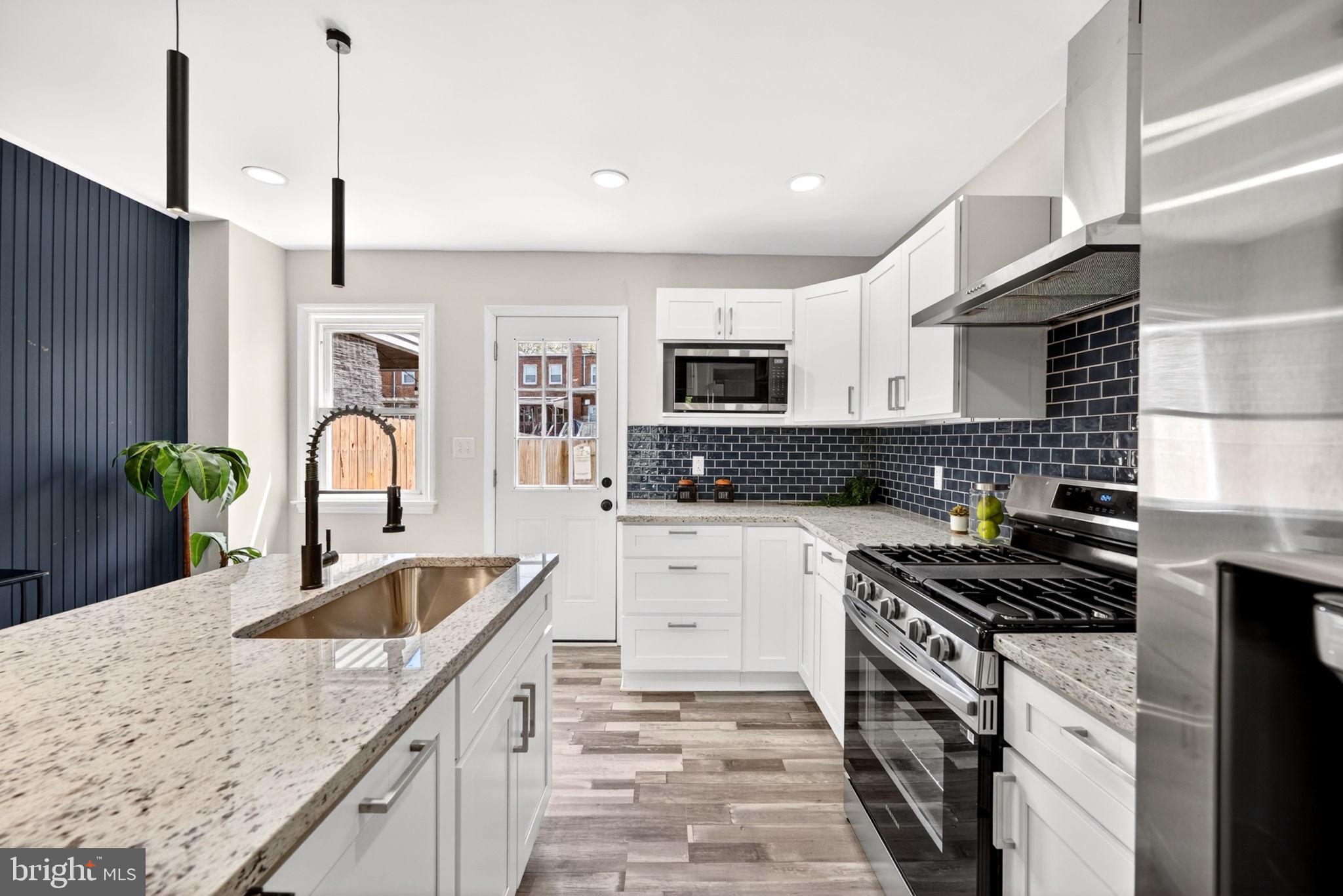 MEDFIELD - Residential