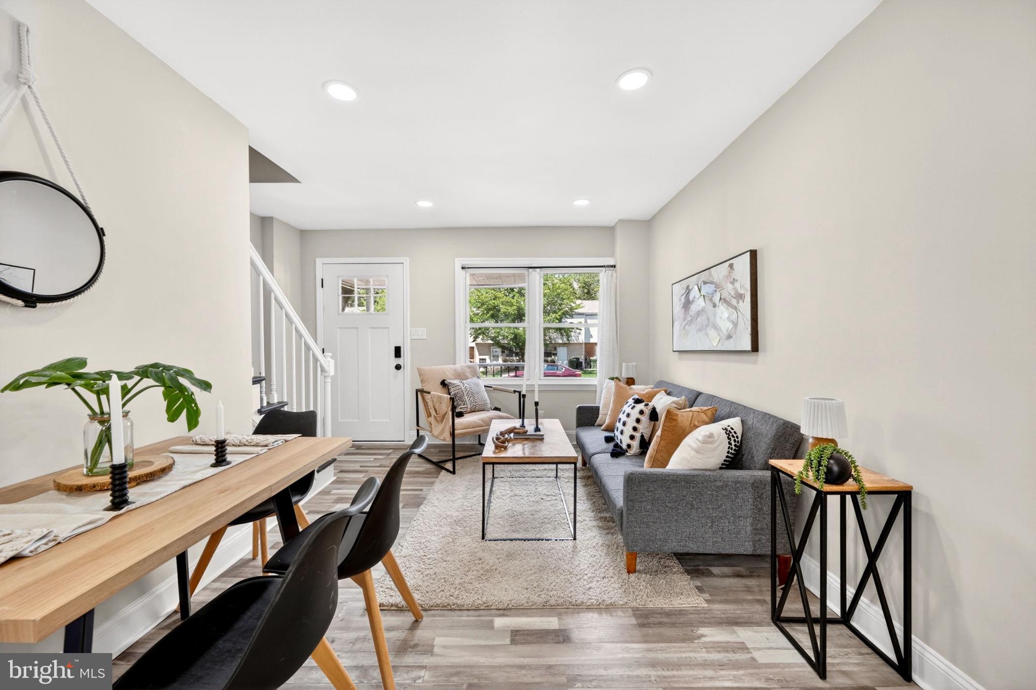 MEDFIELD - Residential