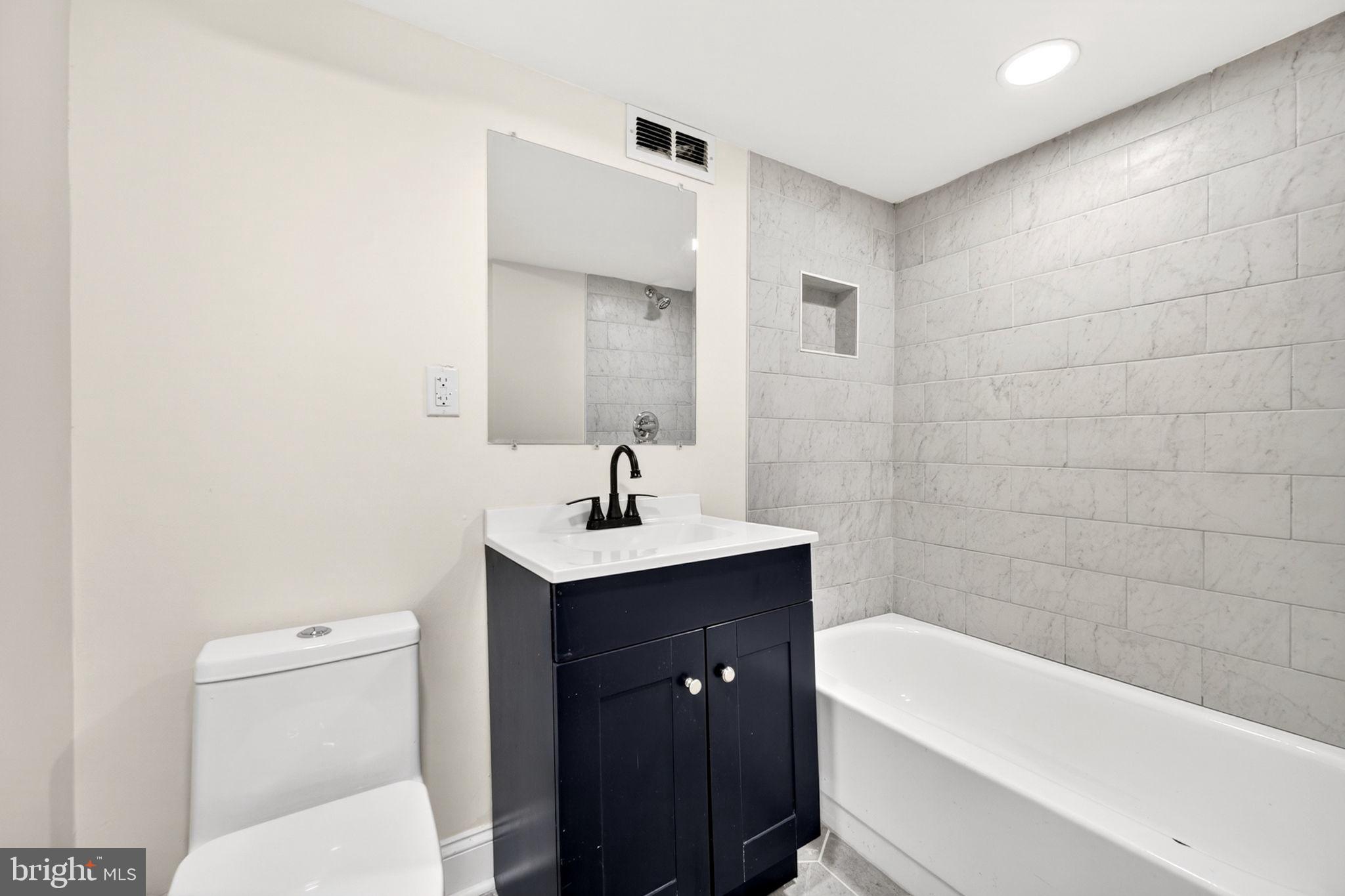 MEDFIELD - Residential