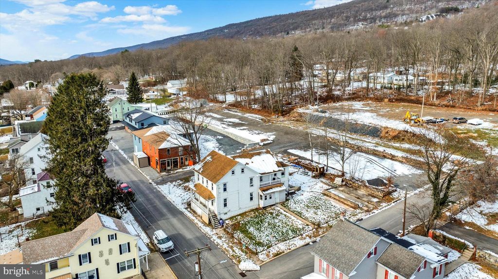 Photo of 101 E Colliery Avenue, TOWER CITY, PA 17980 (MLS # PASK2024822)