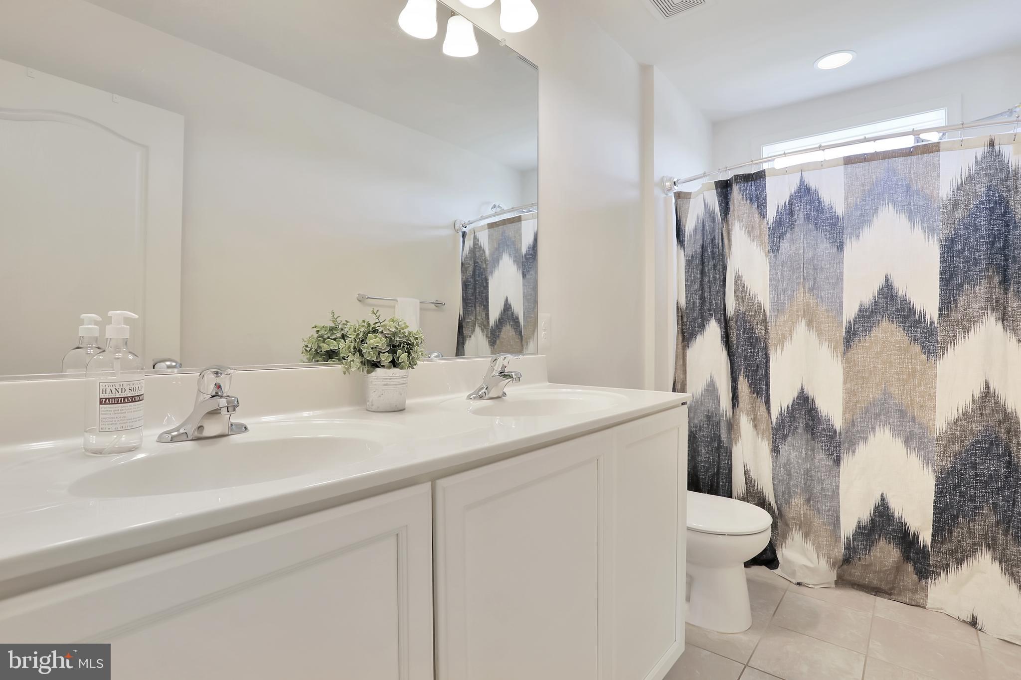 SHERIDAN ESTATES - Residential