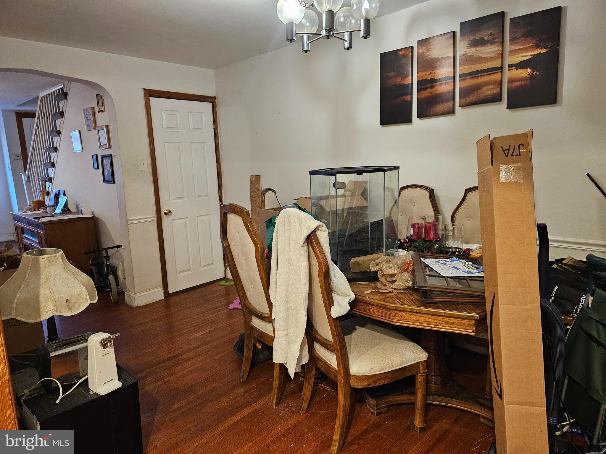 CLIFTON HEIGHTS - Residential