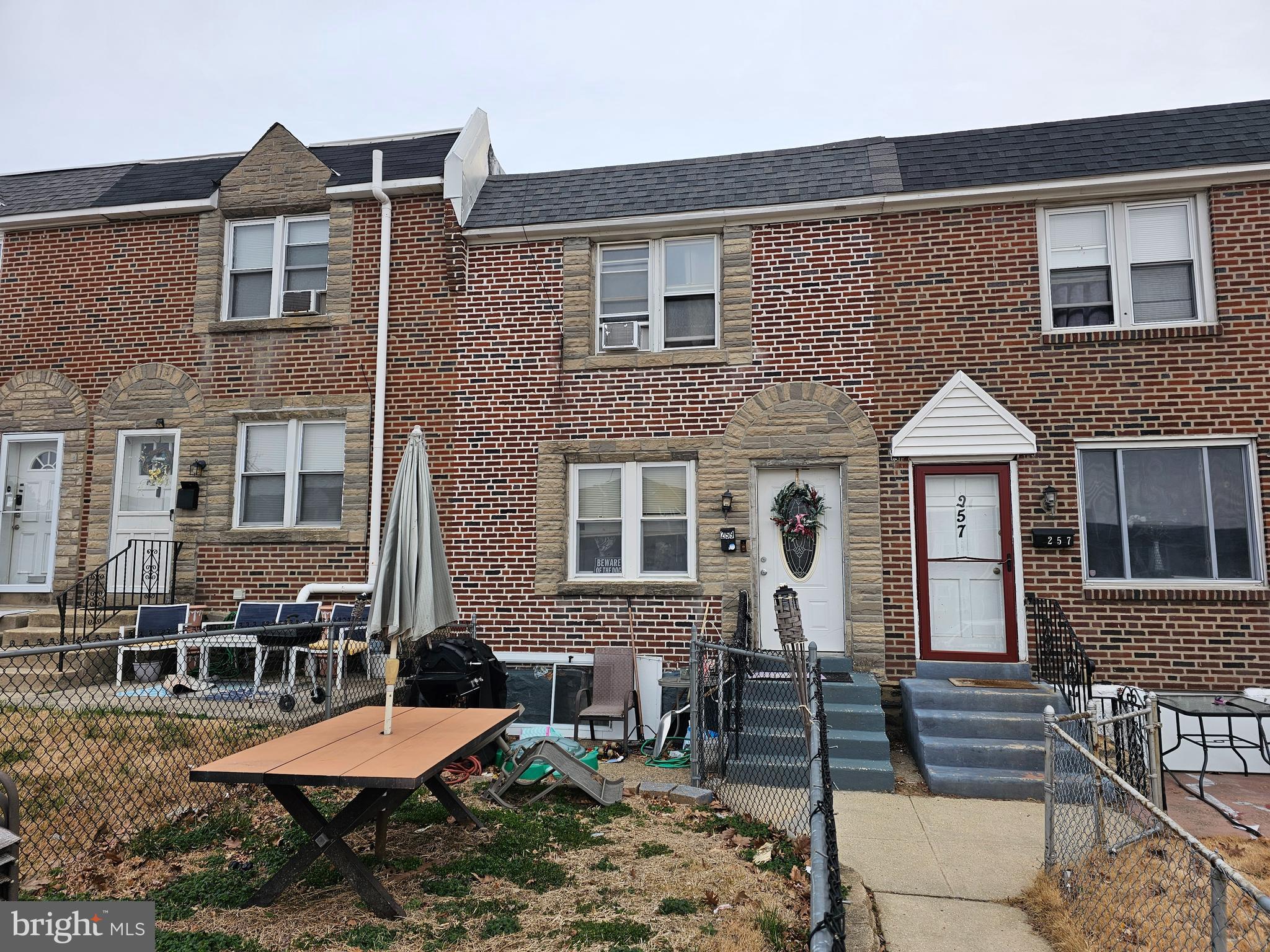 CLIFTON HEIGHTS - Residential