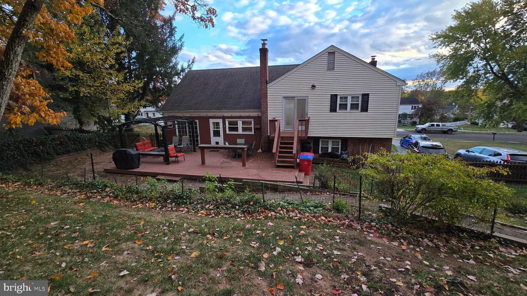 Photo of 617 Meadowlark Road, NORRISTOWN, PA 19403 (MLS # PAMC2153872)