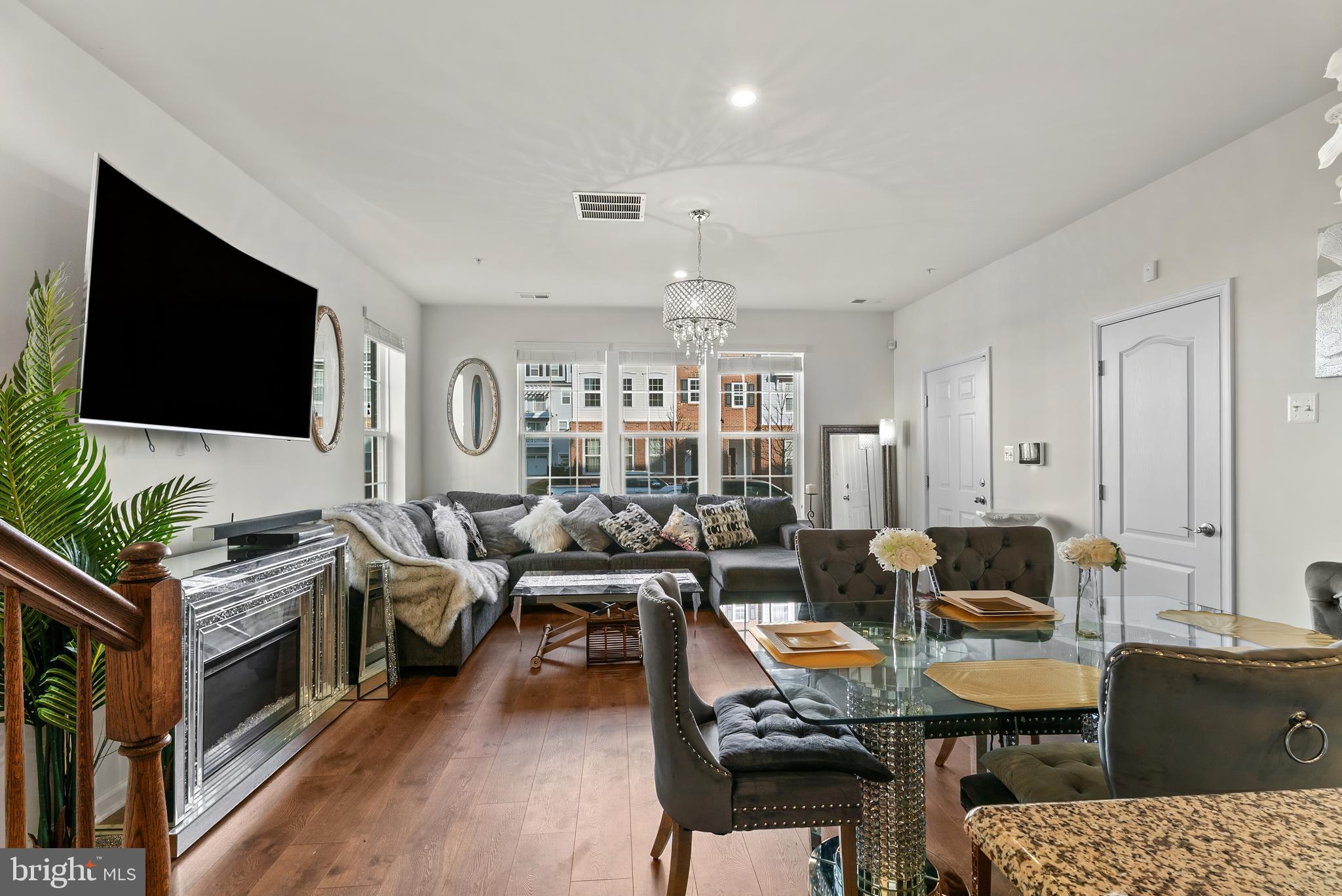 BALLARD GREEN - Residential