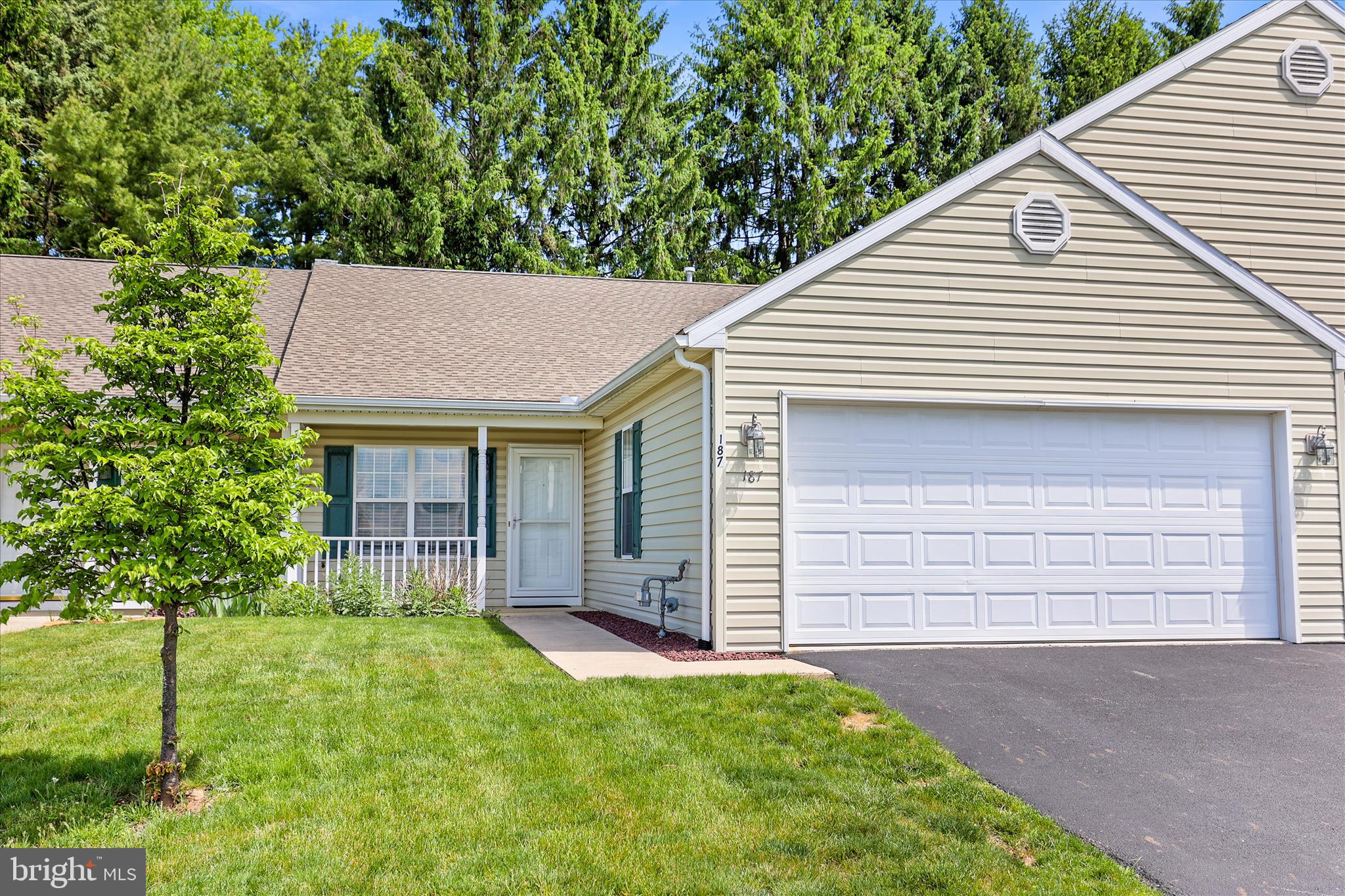 EQUINE MEADOWS - Residential