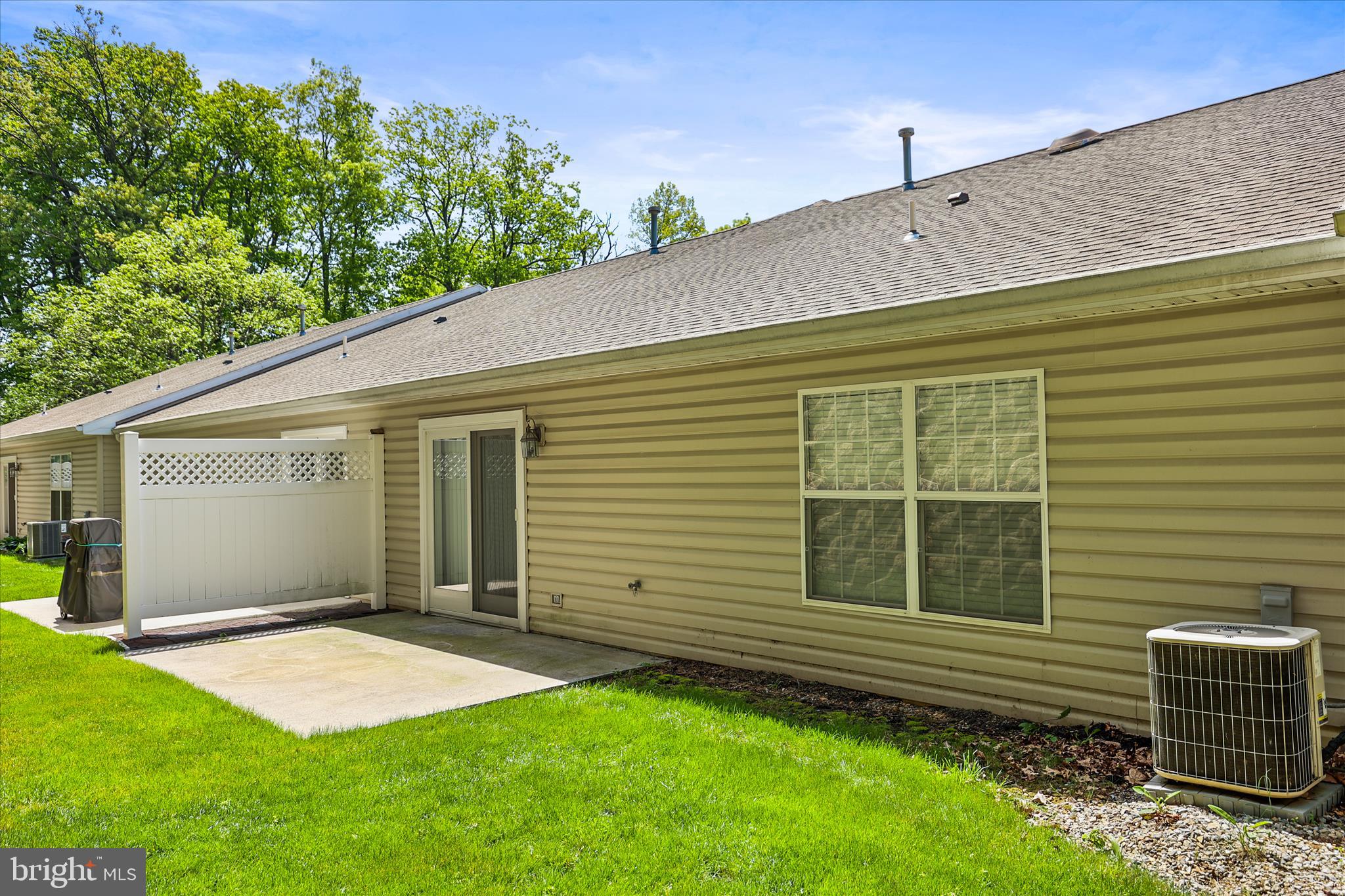 EQUINE MEADOWS - Residential