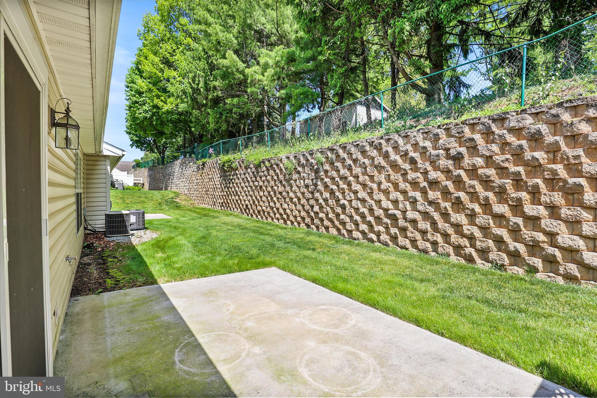 EQUINE MEADOWS - Residential