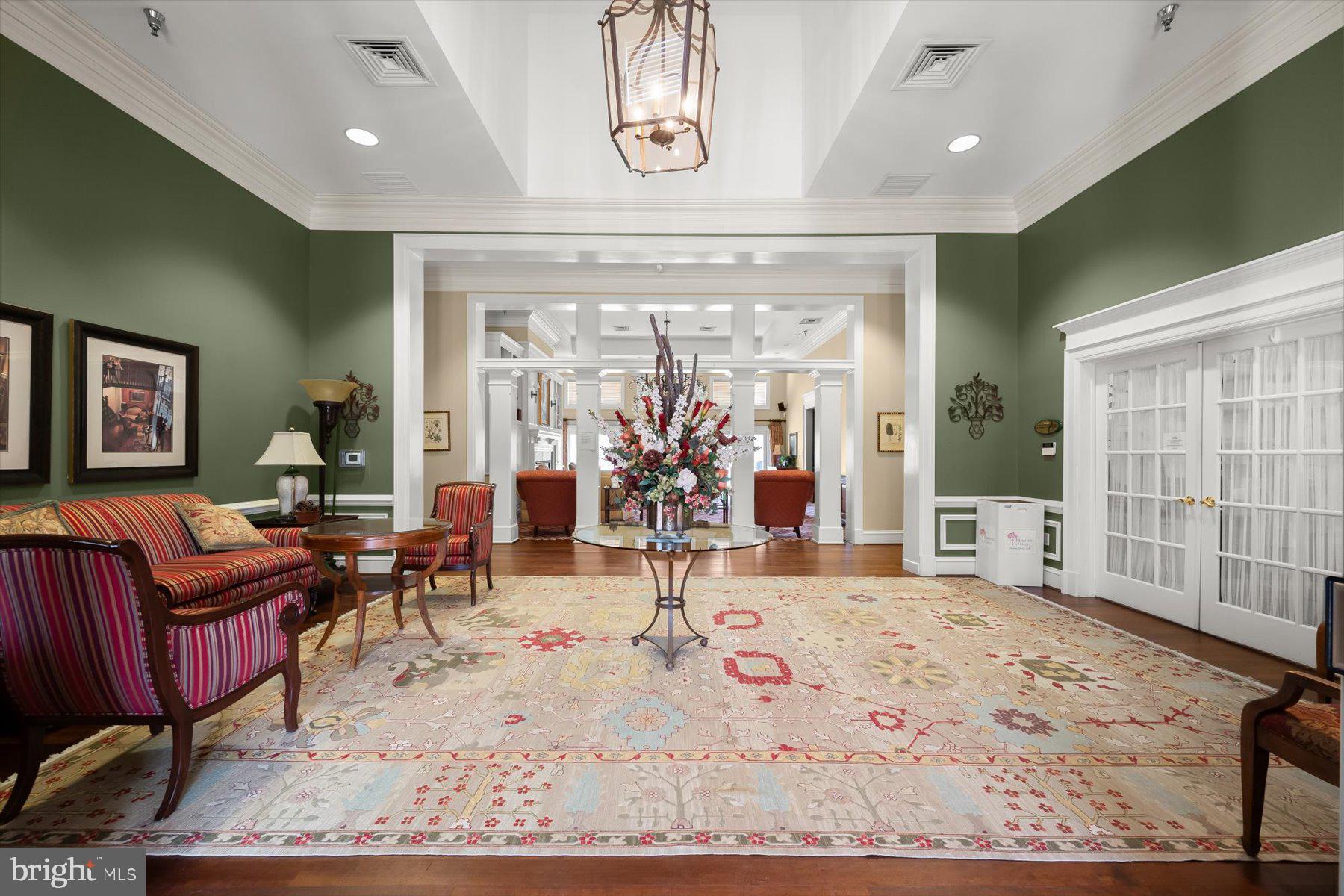 ELLICOTT HILLS - Residential