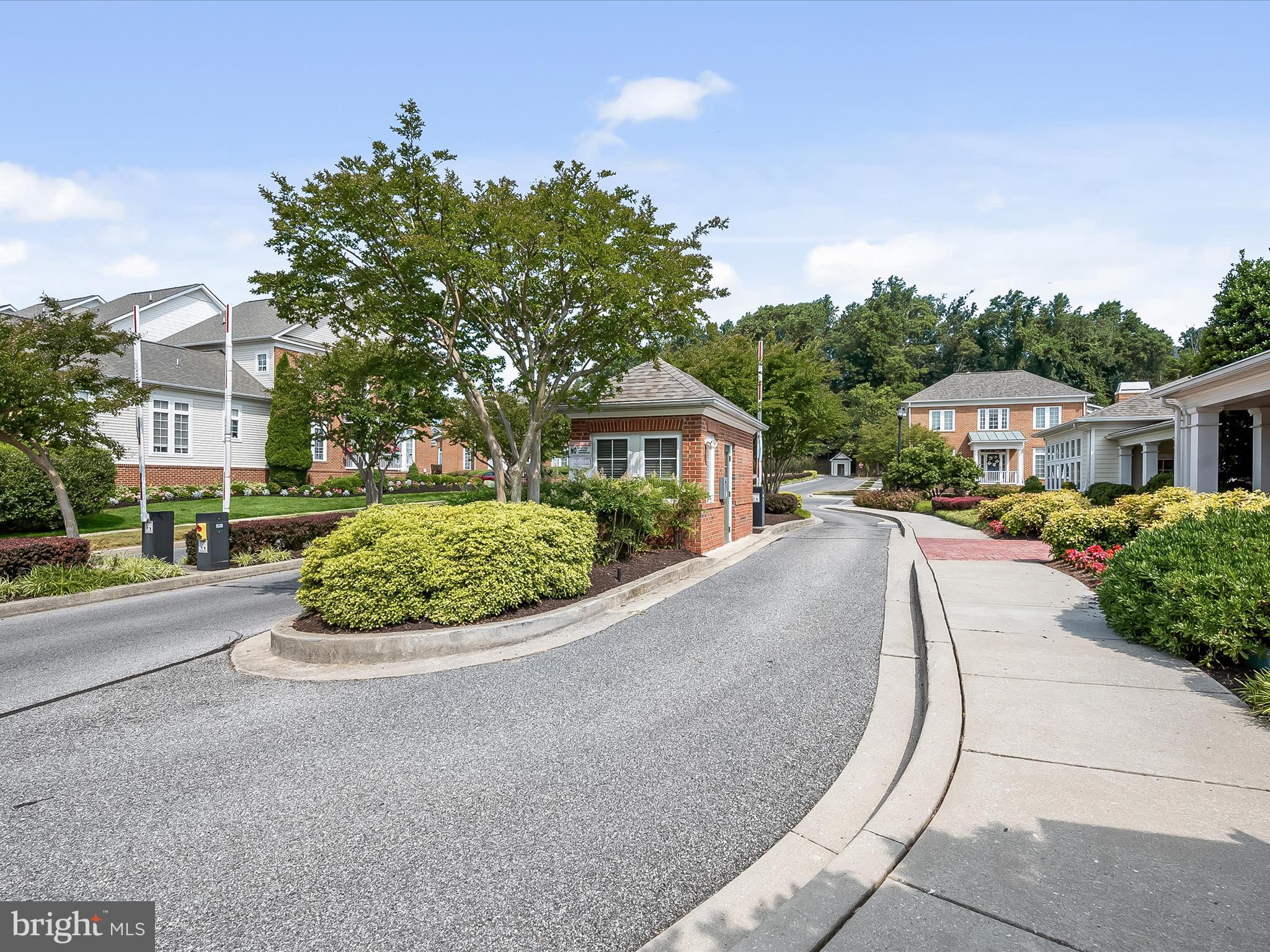 ELLICOTT HILLS - Residential