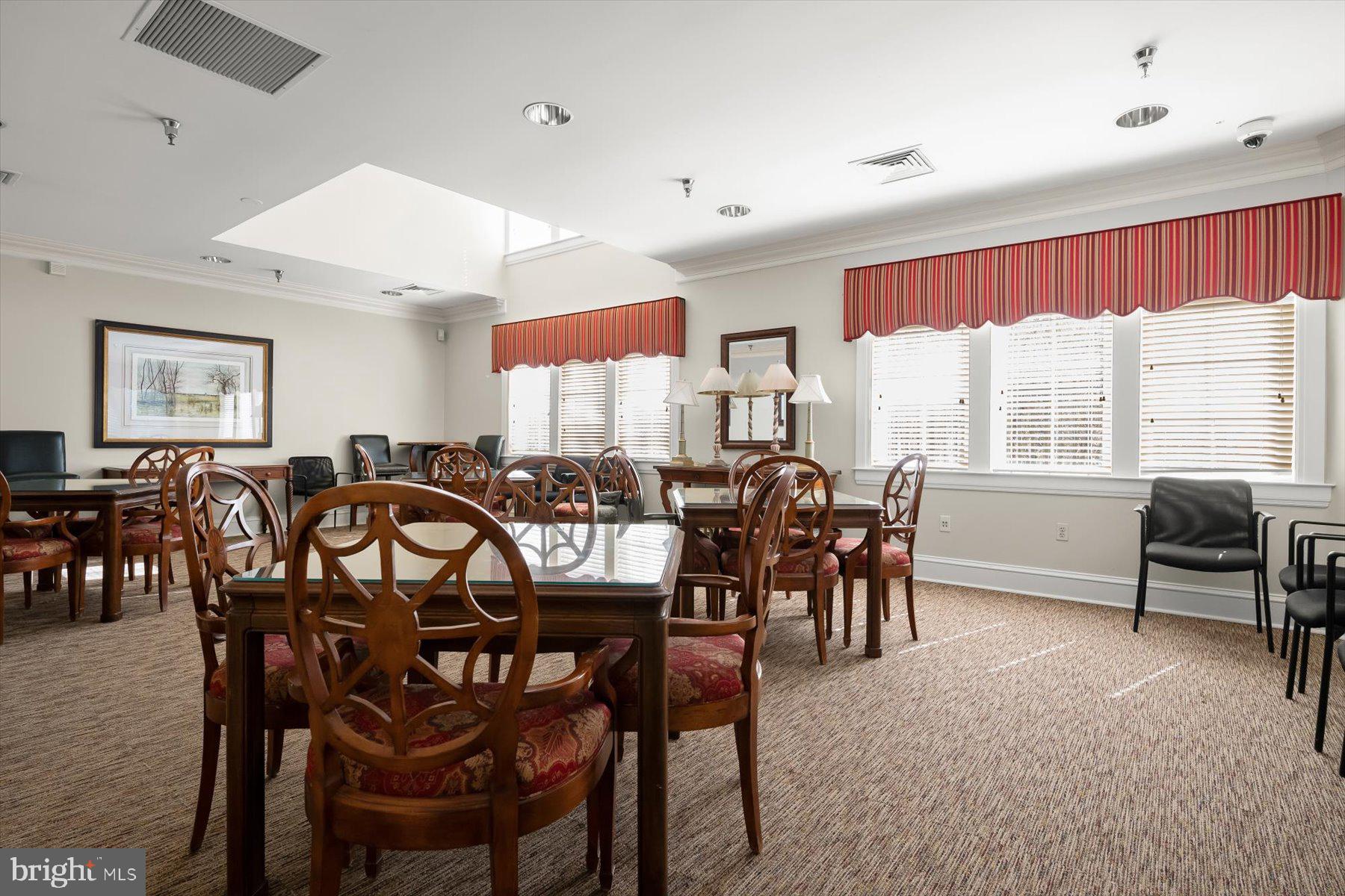 ELLICOTT HILLS - Residential