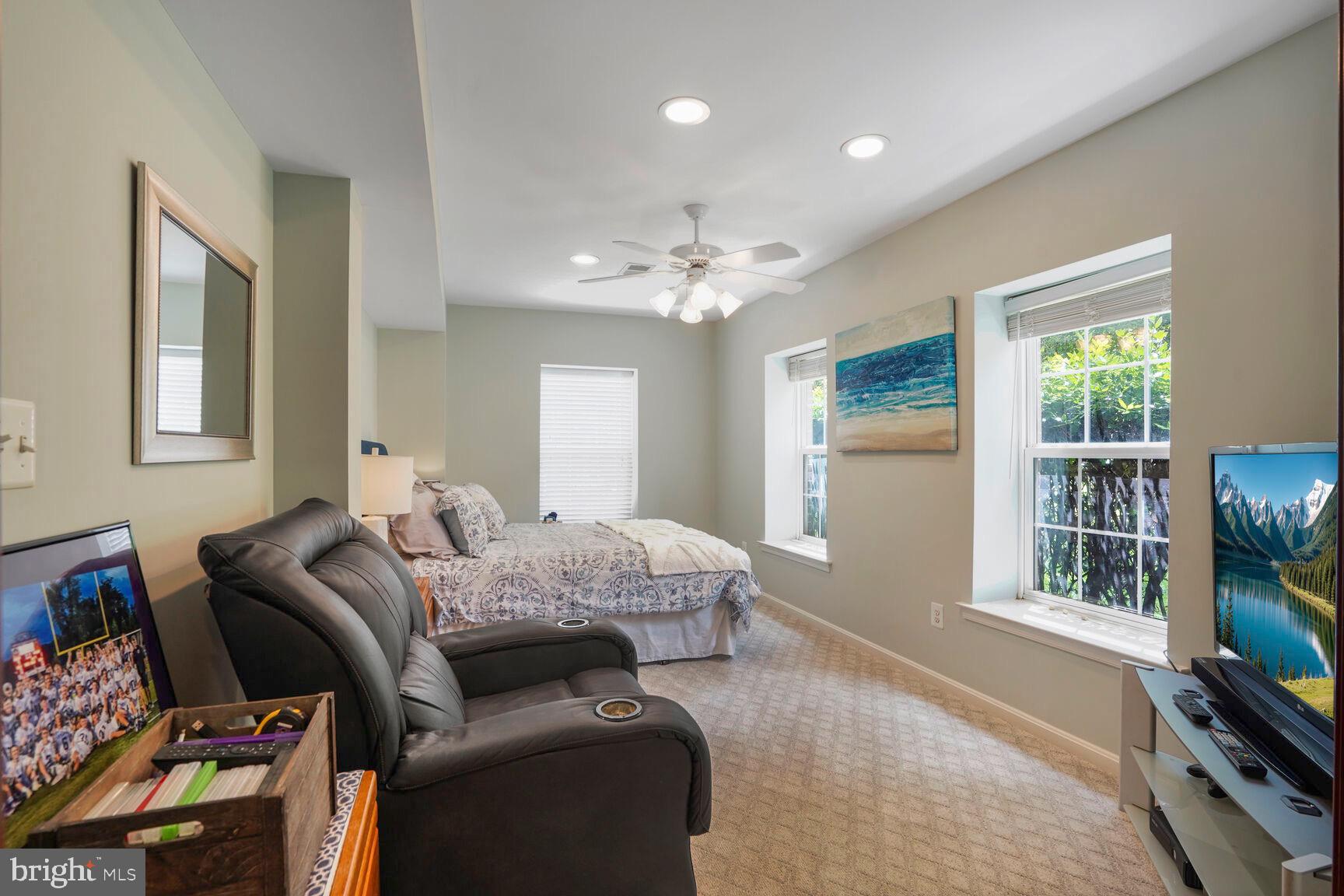 PIEDMONT - Residential