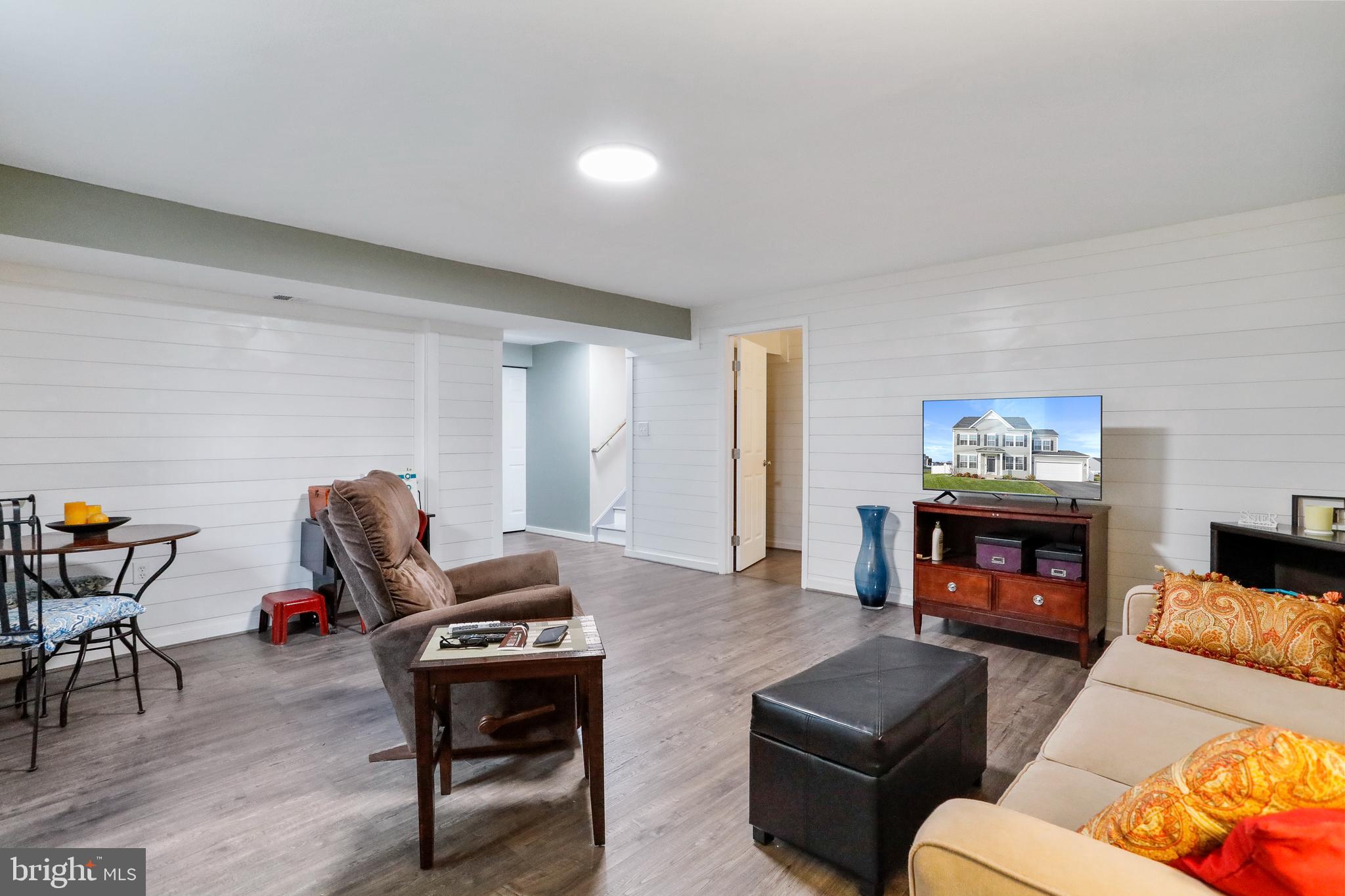 SPRINGDALE FARM - Residential