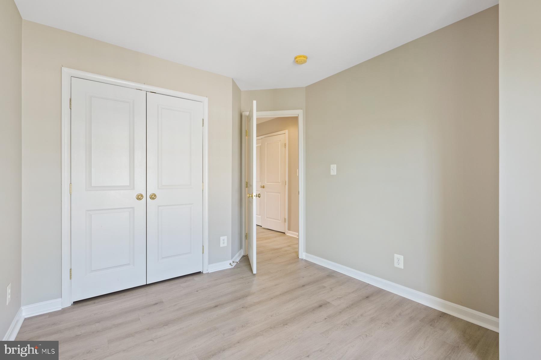 PEMBROOKE - Residential Lease