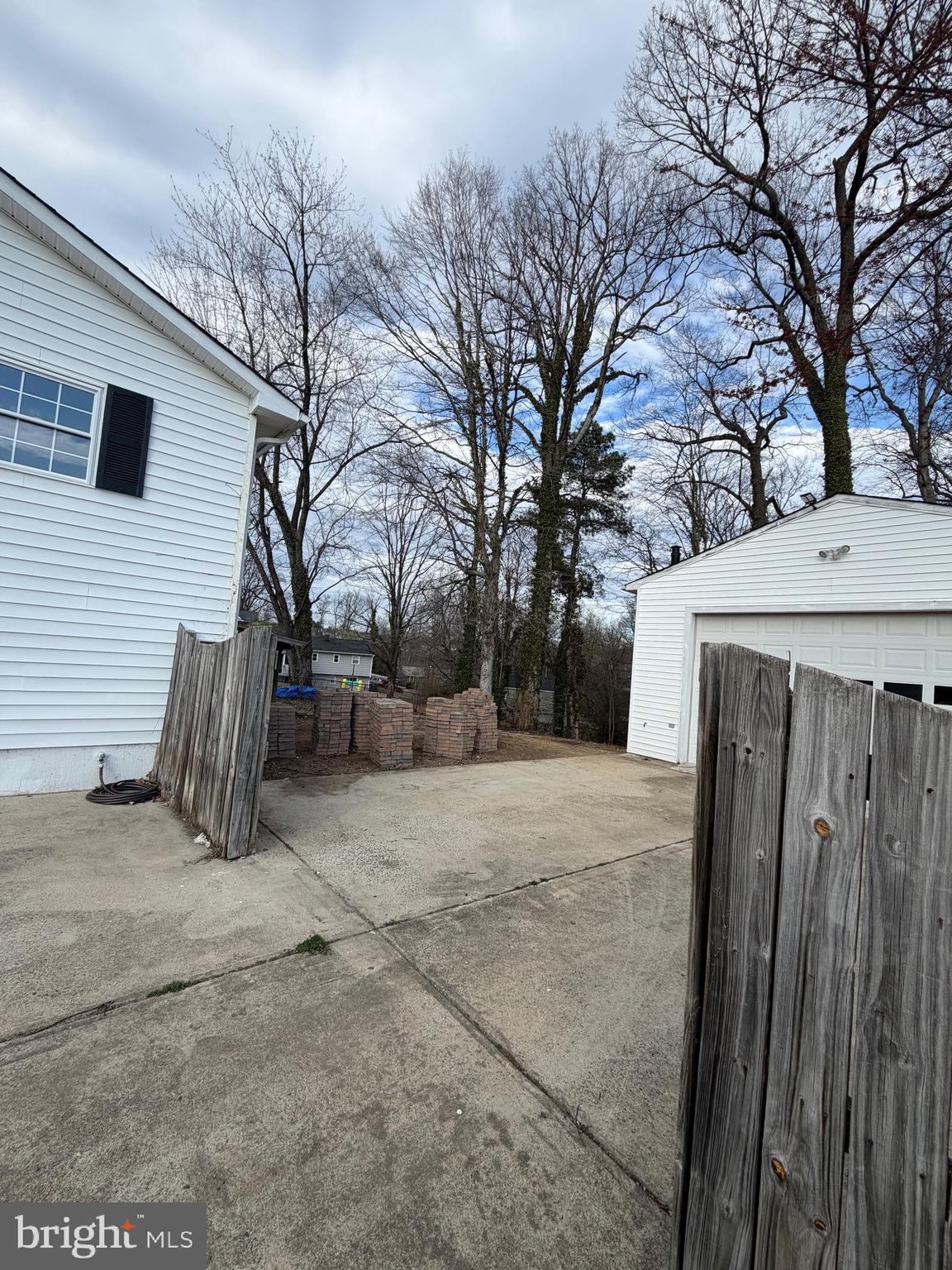 DALE CITY - Residential