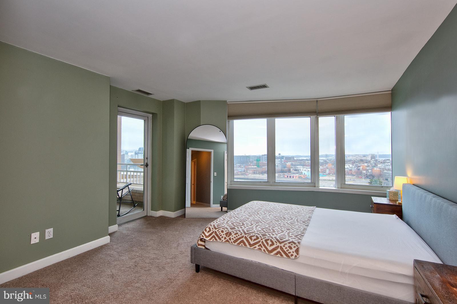 HARBORVIEW - Residential Lease