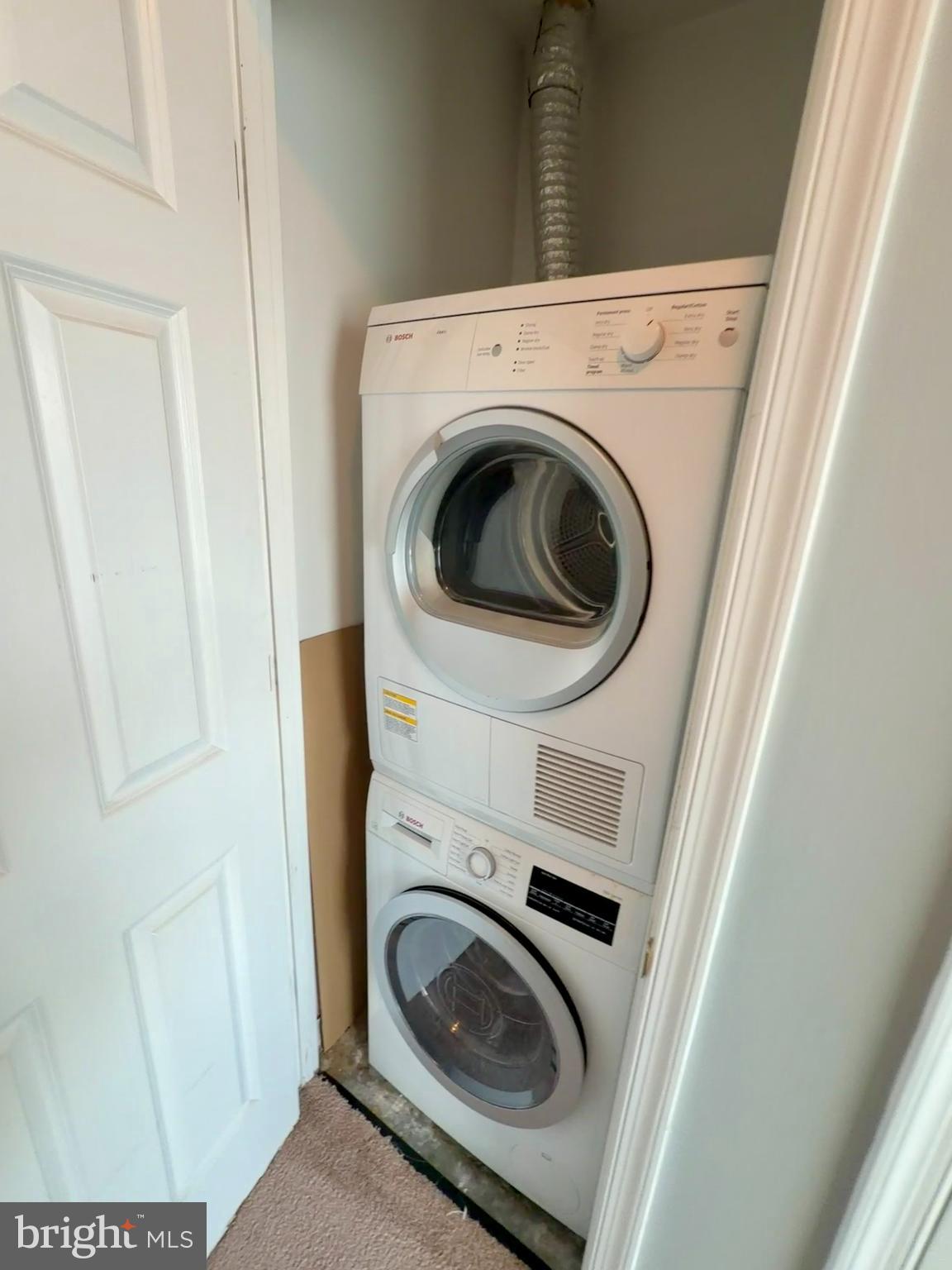 HARBORVIEW - Residential Lease