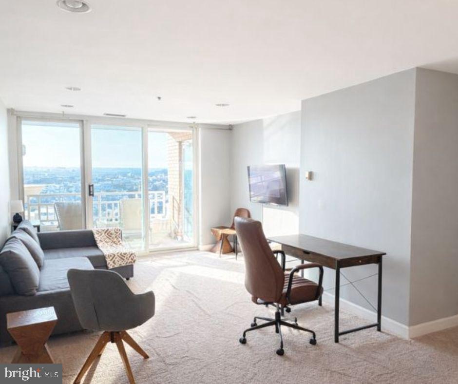 HARBORVIEW - Residential Lease