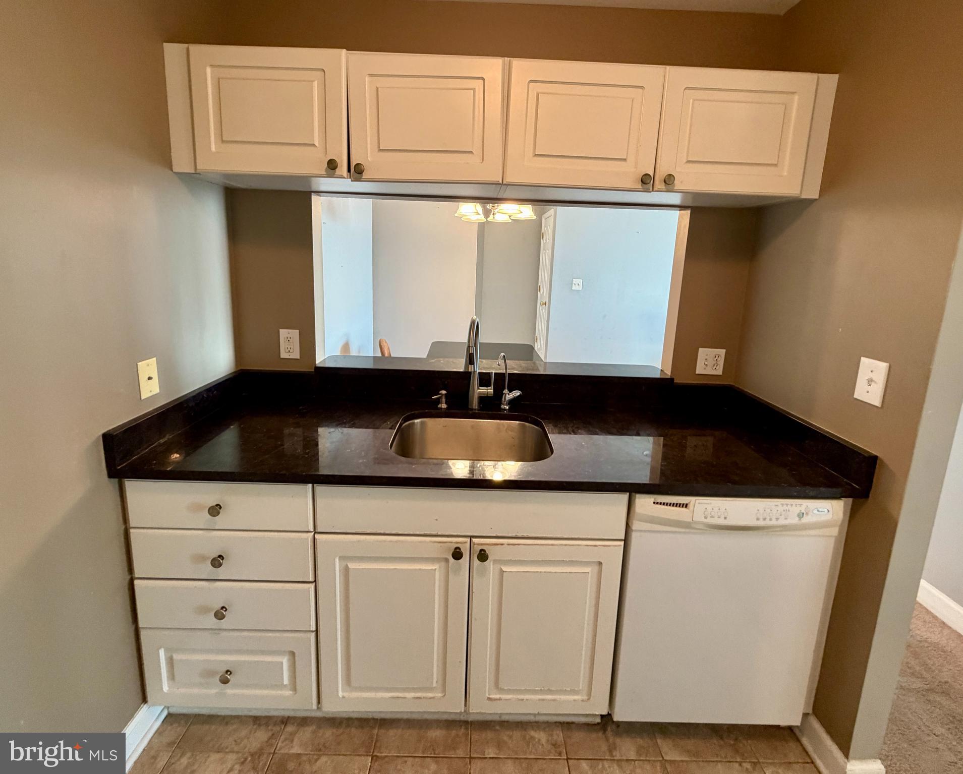 HARBORVIEW - Residential Lease