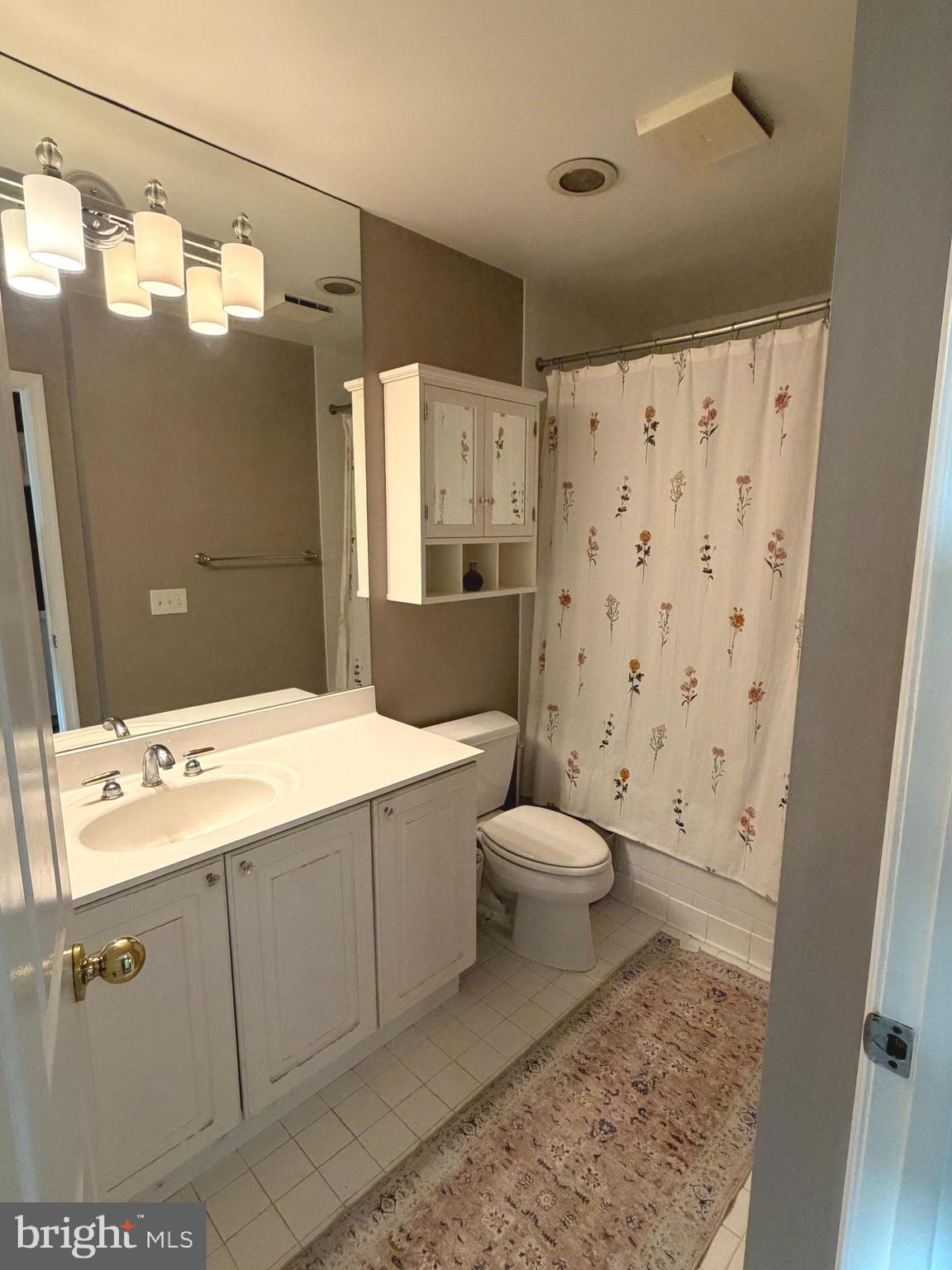 HARBORVIEW - Residential Lease