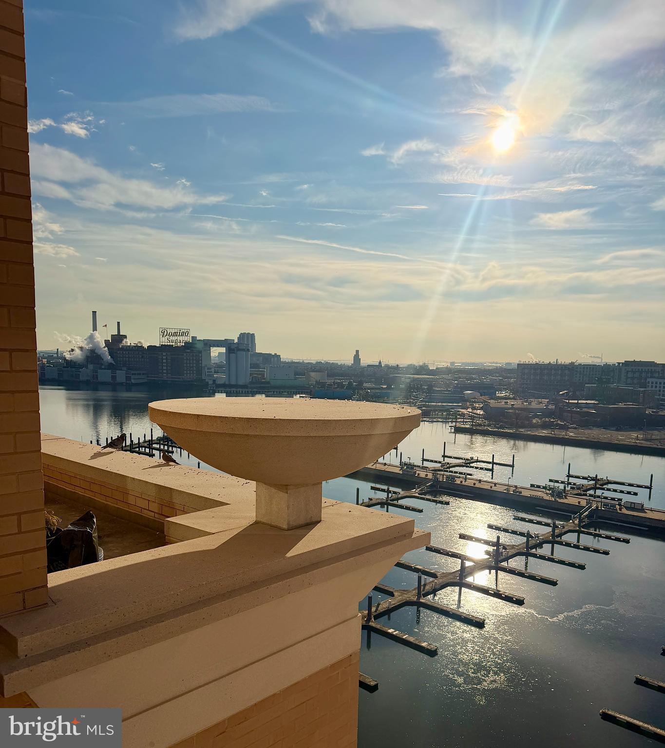 HARBORVIEW - Residential Lease