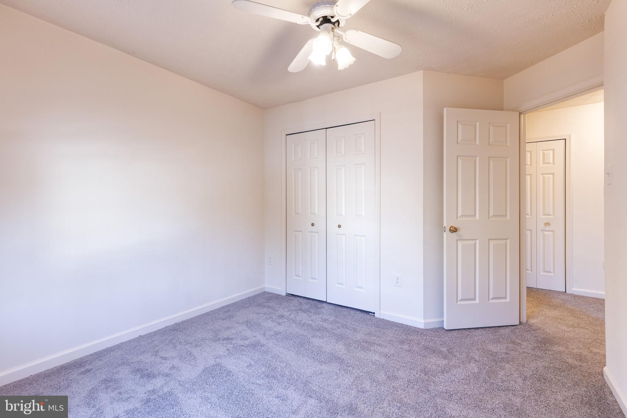 ROSLYN STATION - Residential Lease