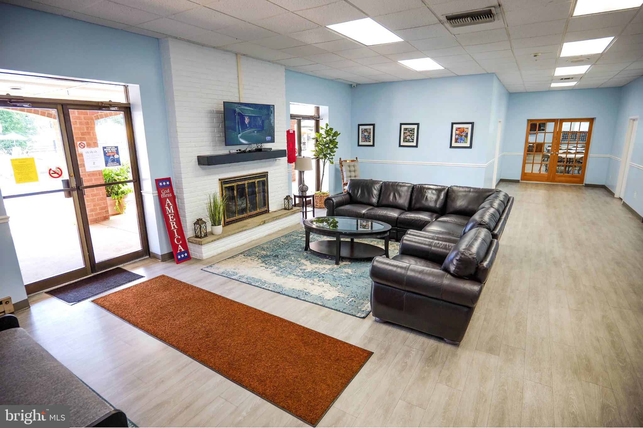 DELAIRE LANDING - Residential