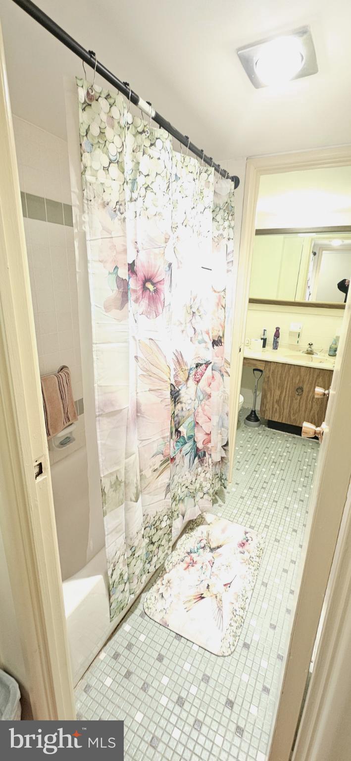 DELAIRE LANDING - Residential