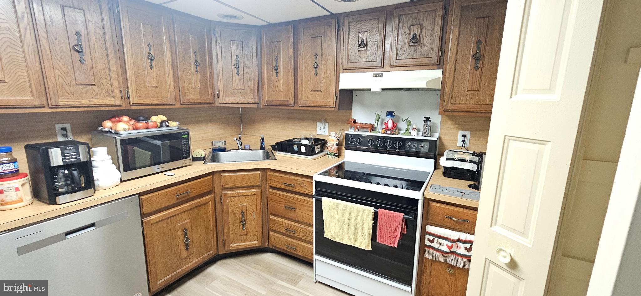 DELAIRE LANDING - Residential