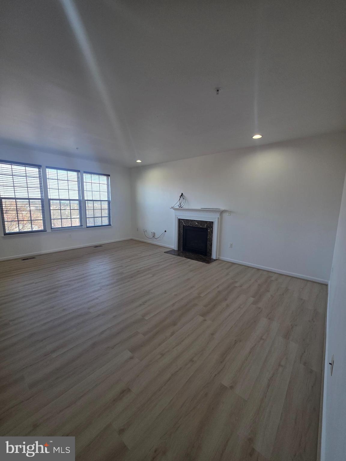 WHITTIER - Residential Lease