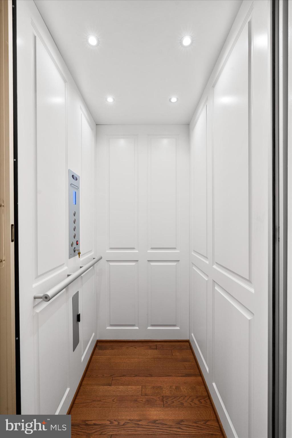 EASTCHURCH - Residential