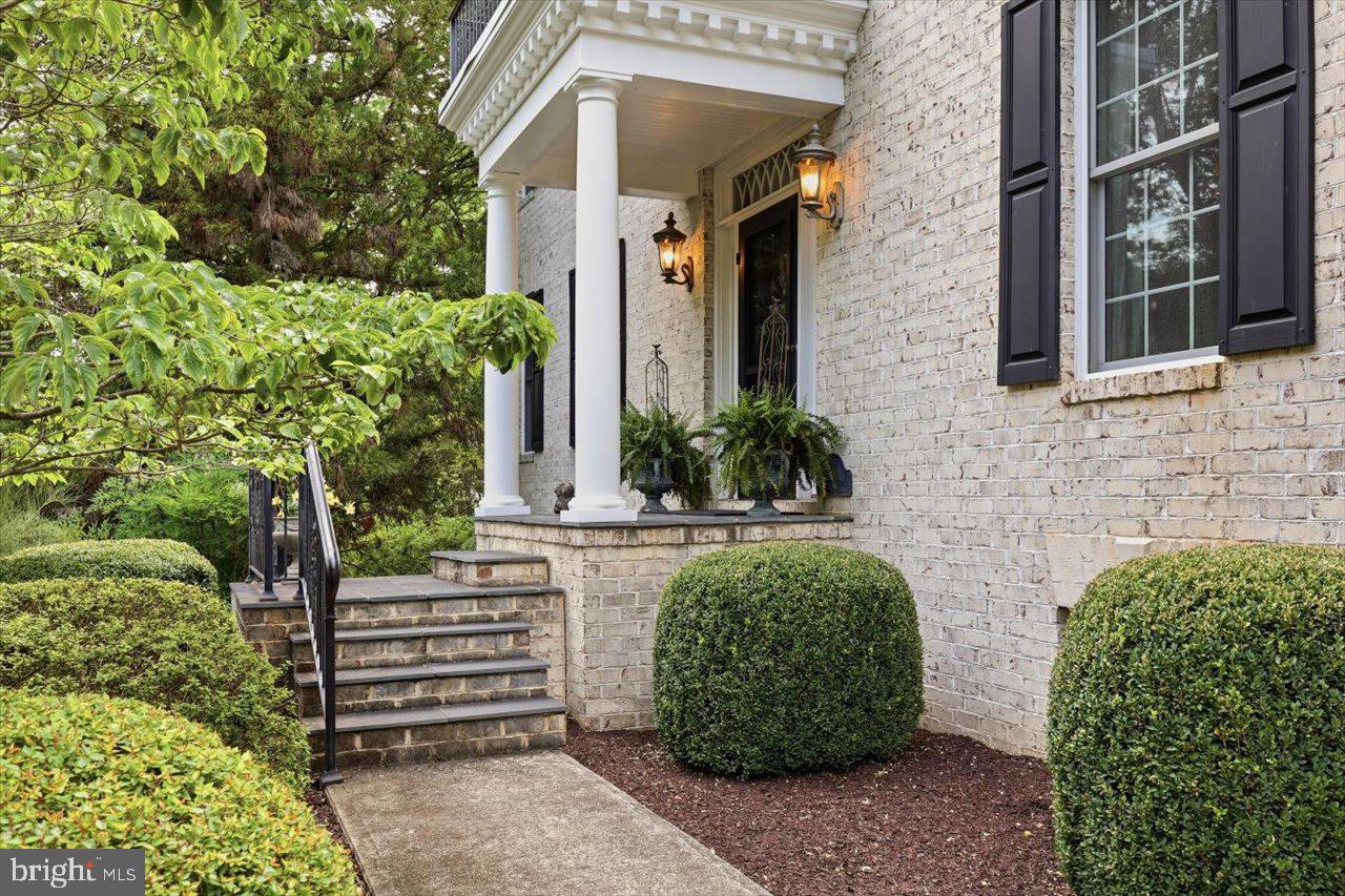 508 WAKEFIELD CIRCLE